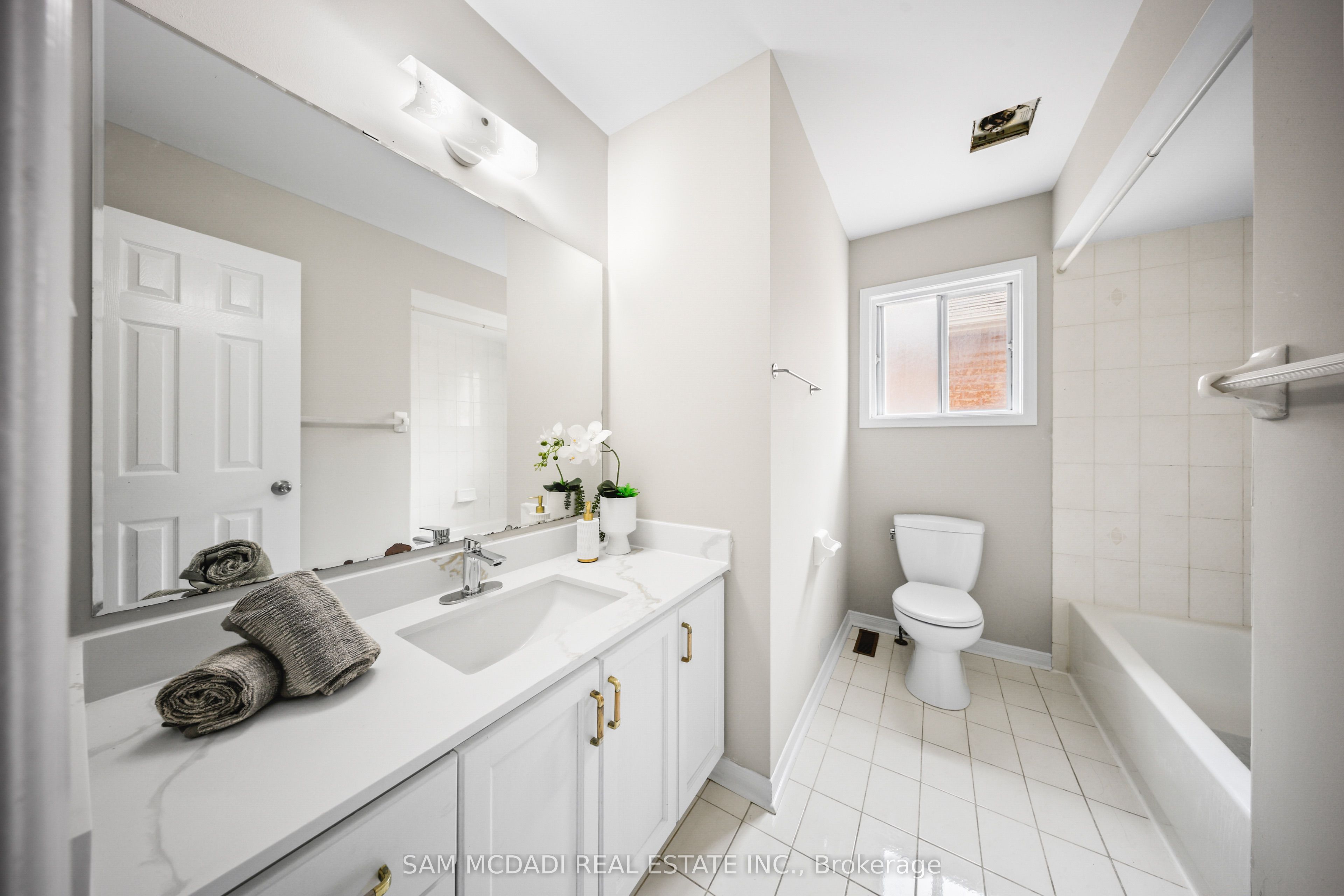 3847 Densbury Drive Property Photo 29