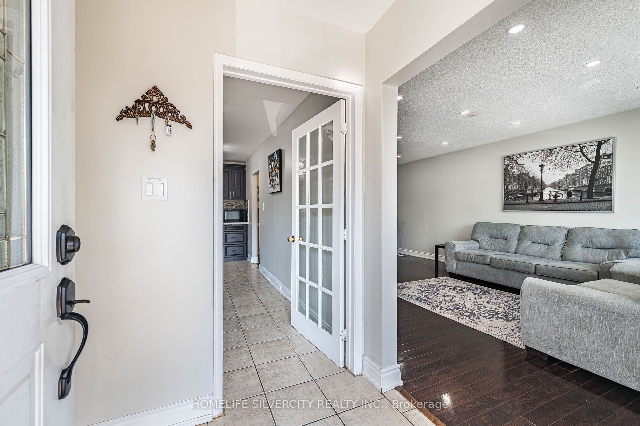 3669 Corliss Crescent Property Photo 9