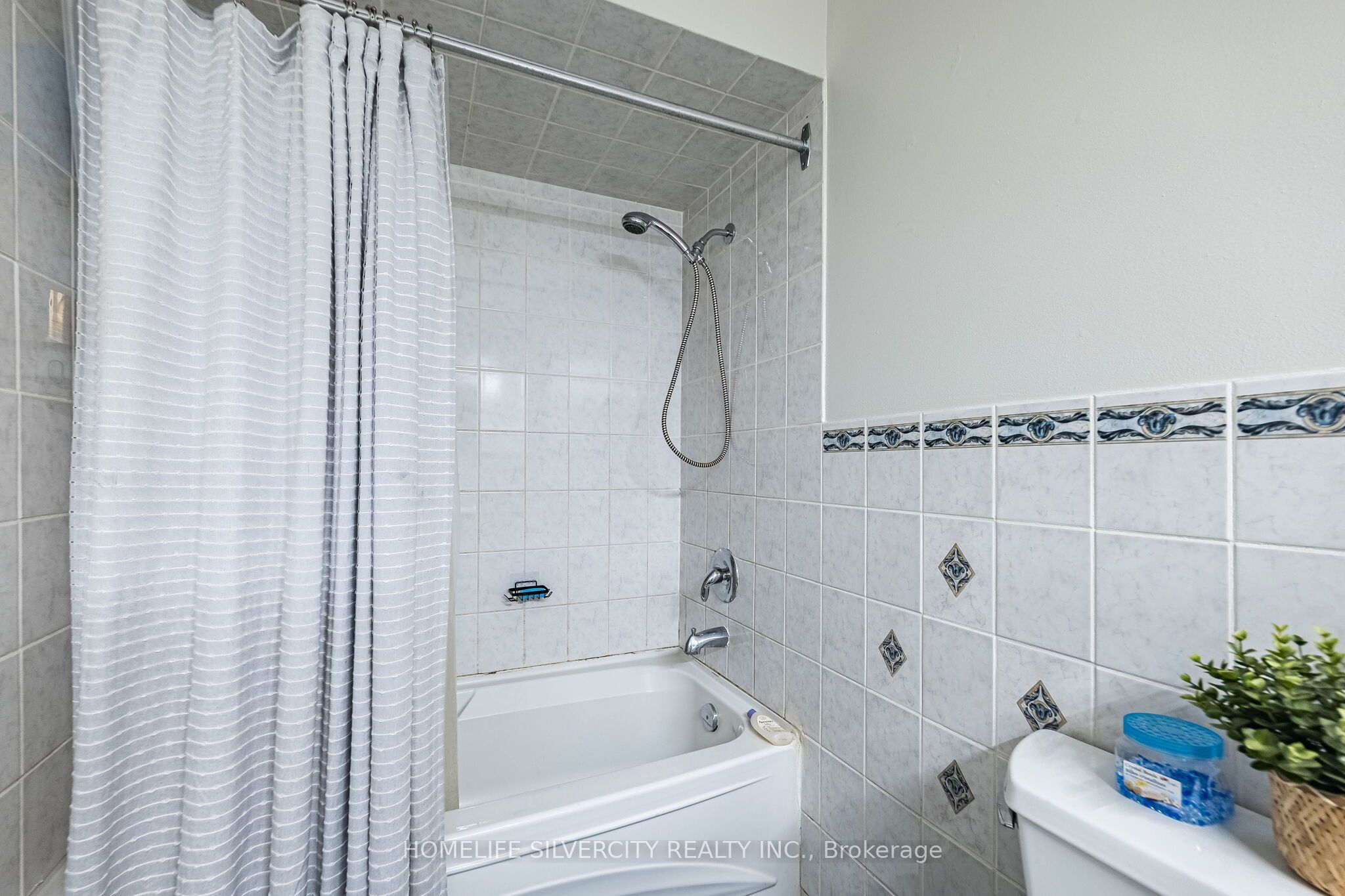 3669 Corliss Crescent Property Photo 26