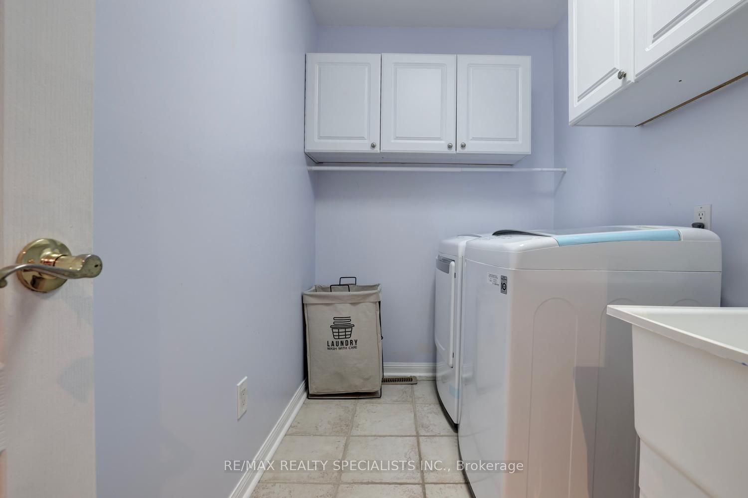 2401 Fifth Line W 8 Property Photo 25