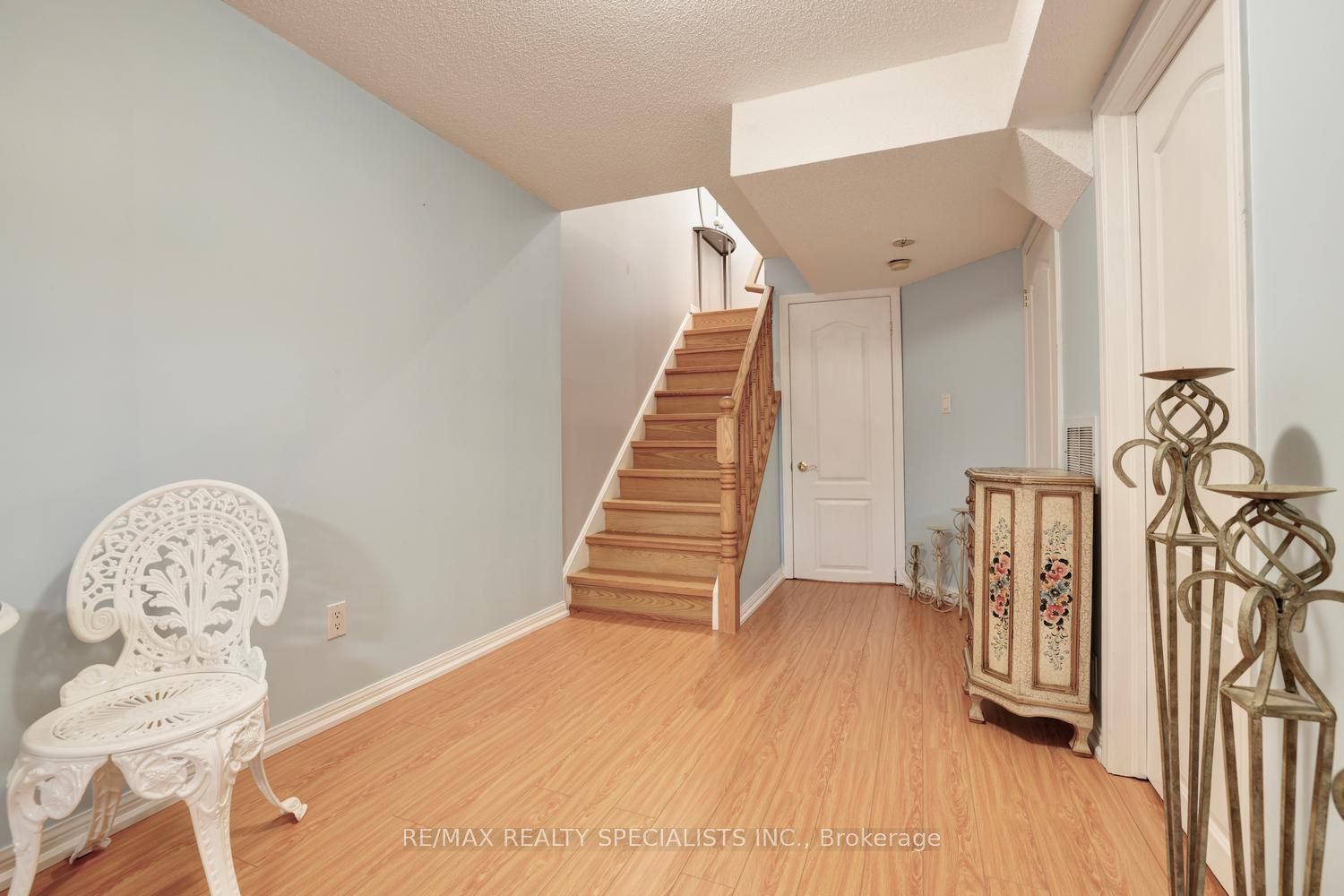2401 Fifth Line W 8 Property Photo 26