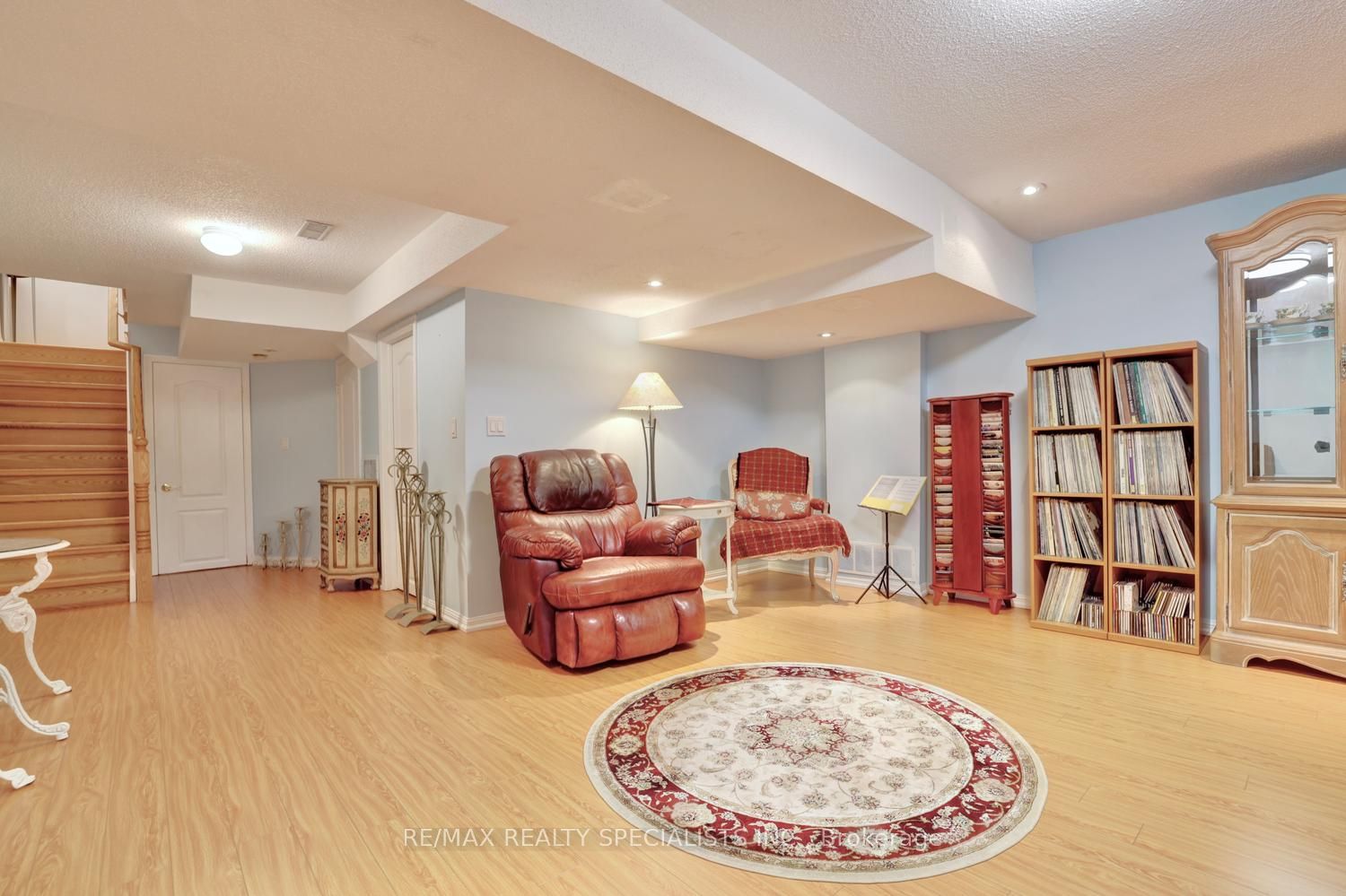 2401 Fifth Line W 8 Property Photo 27