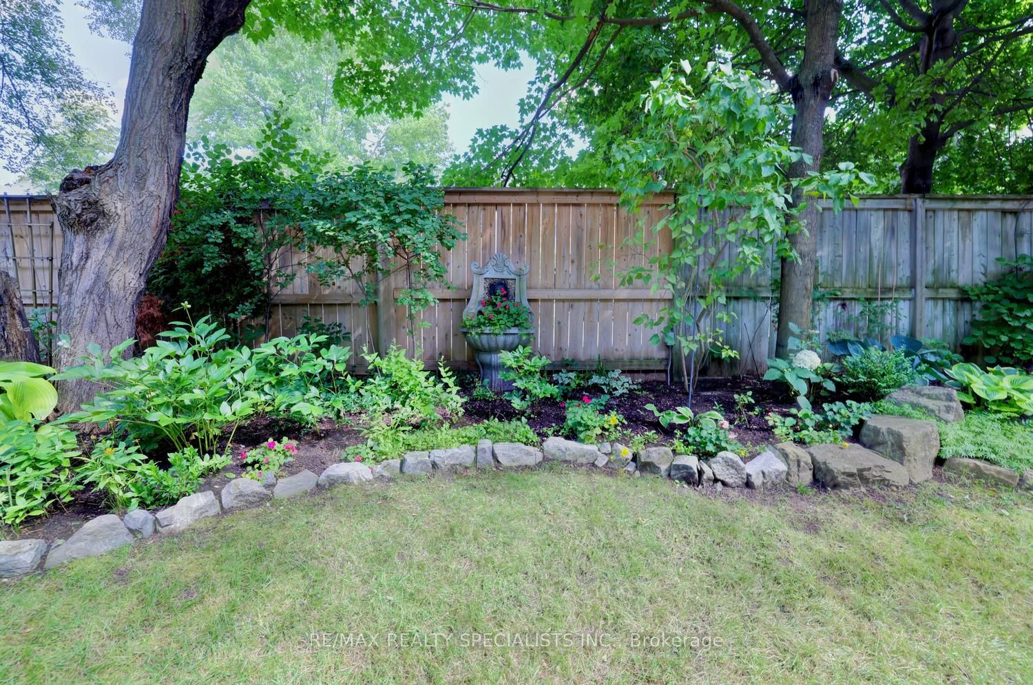 2401 Fifth Line W 8 Property Photo 34