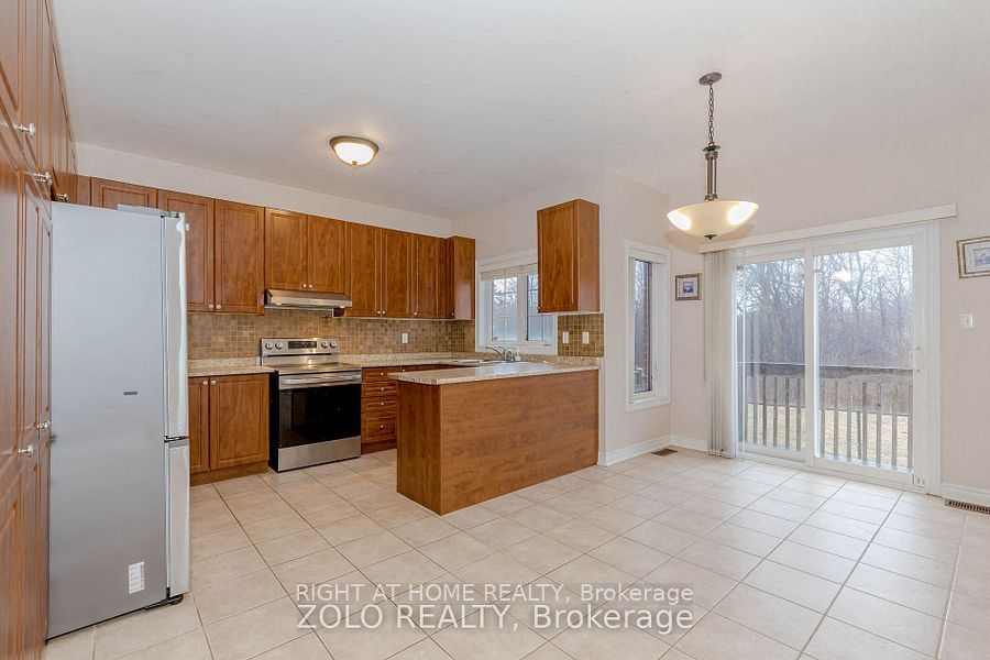 30 Tatra Crescent Property Photo 8