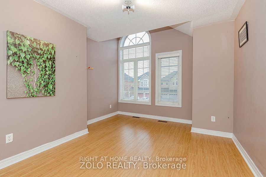 30 Tatra Crescent Property Photo 23