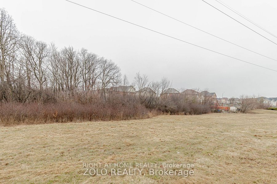 30 Tatra Crescent Property Photo 28