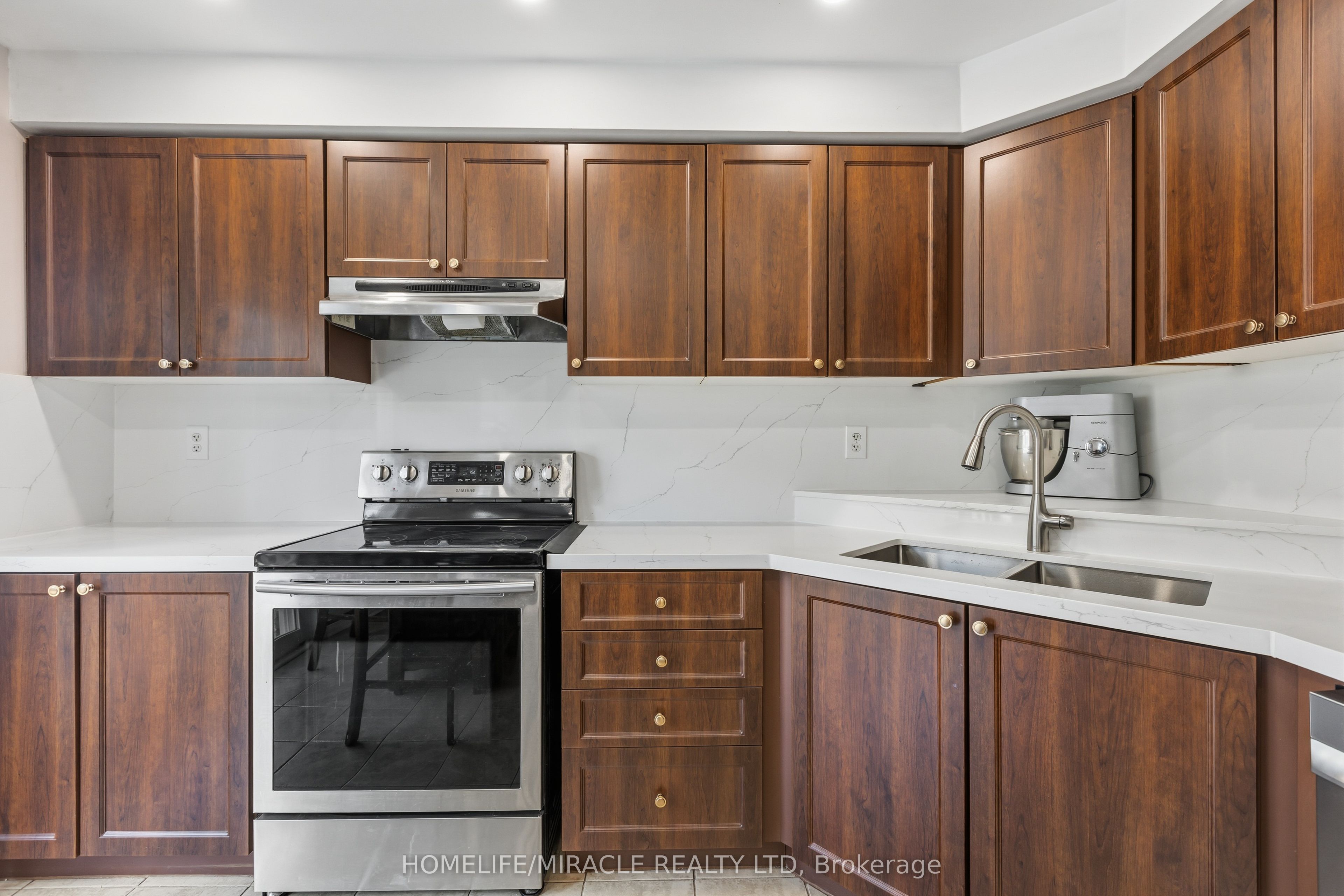 1405 Mcdermott Way N Property Photo 14
