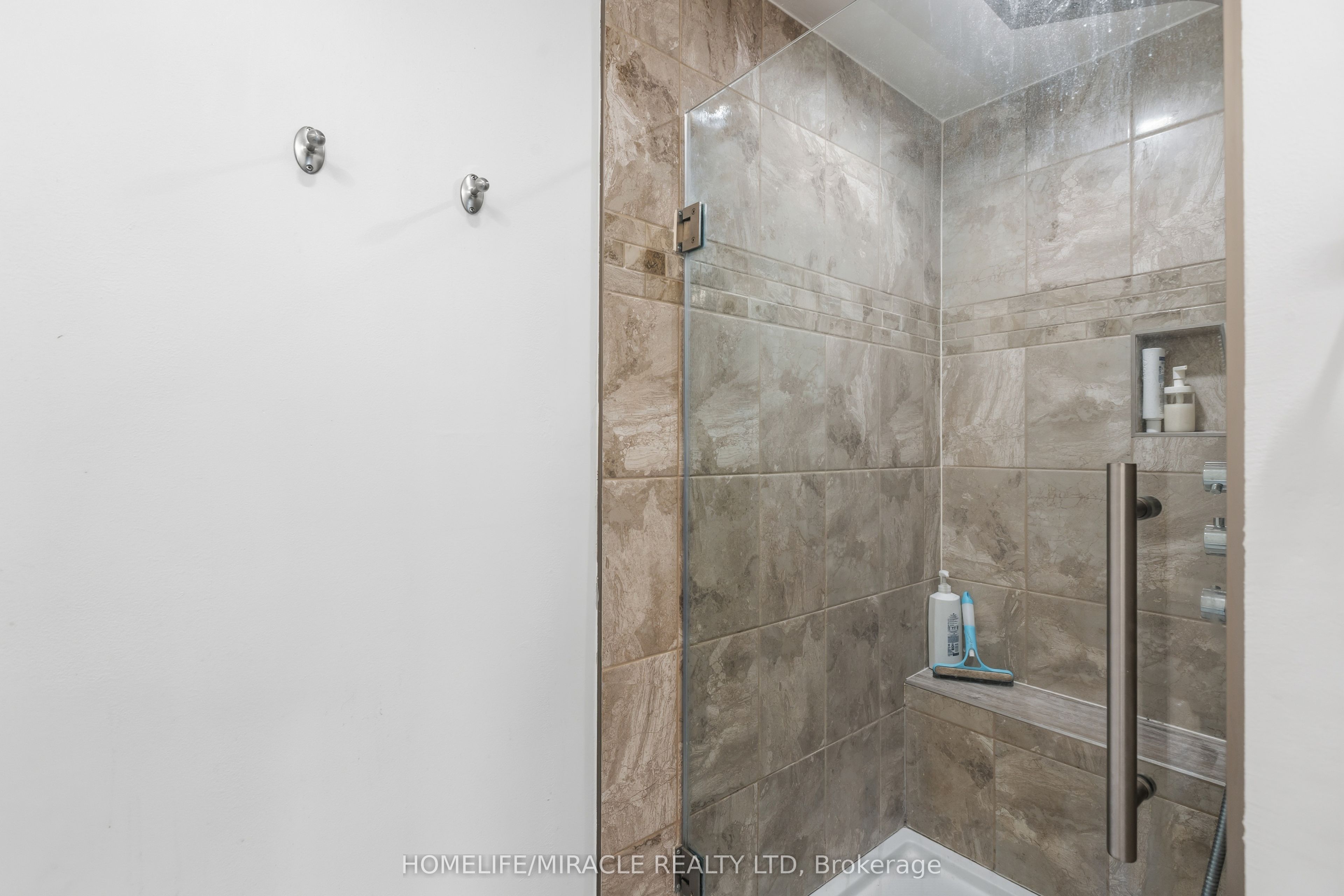 1405 Mcdermott Way N Property Photo 19