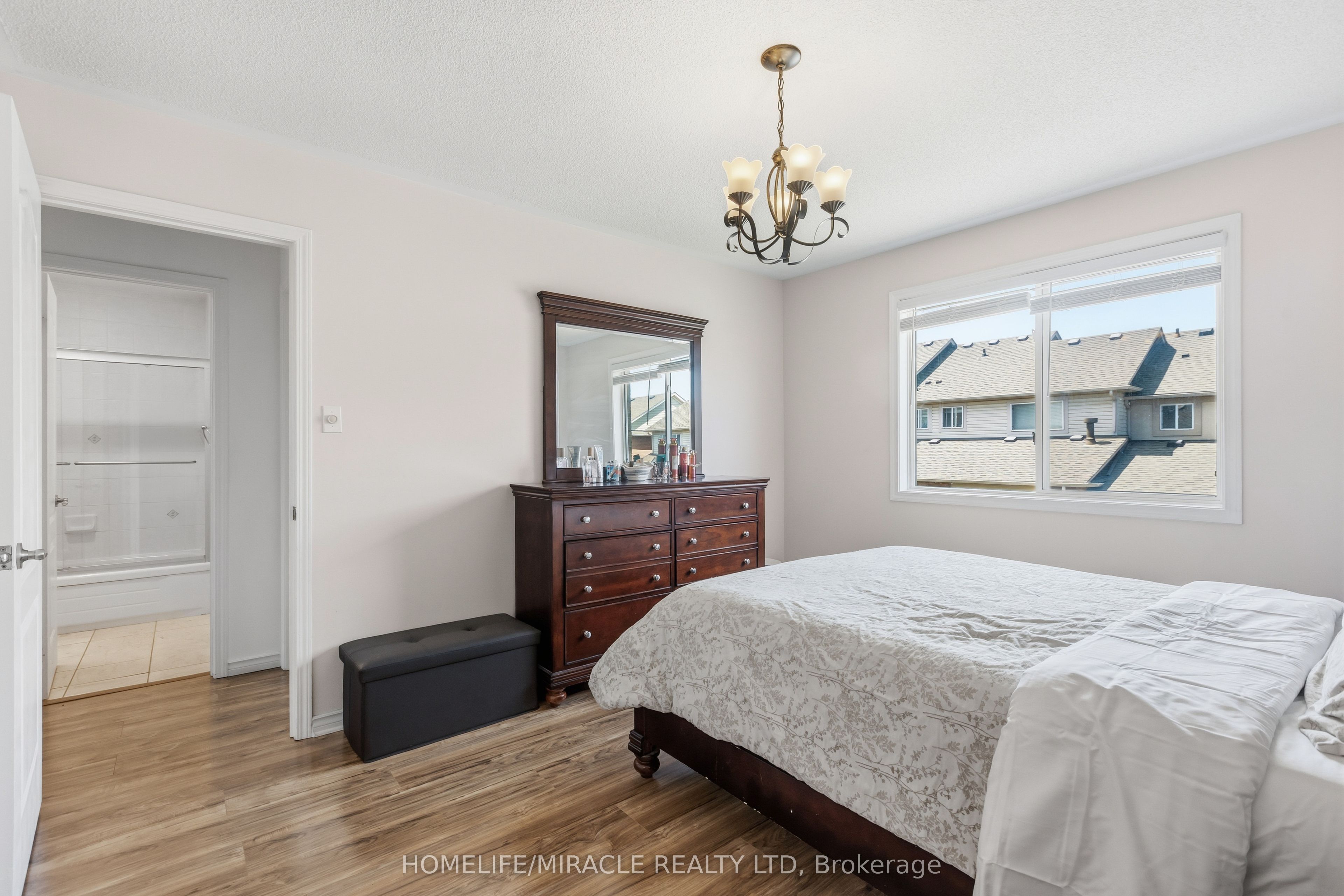 1405 Mcdermott Way N Property Photo 32