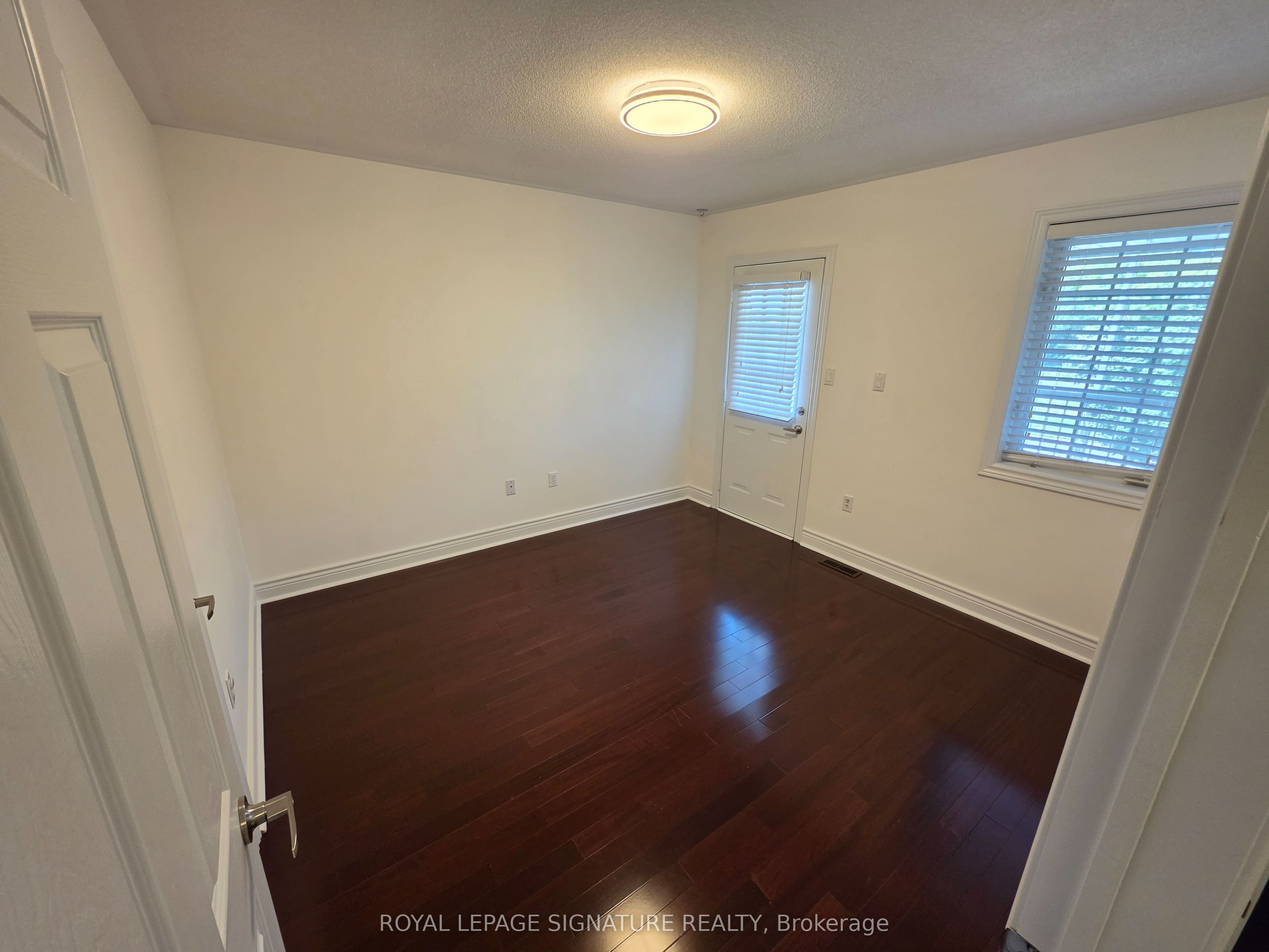 794 White Clover Way Property Photo 8