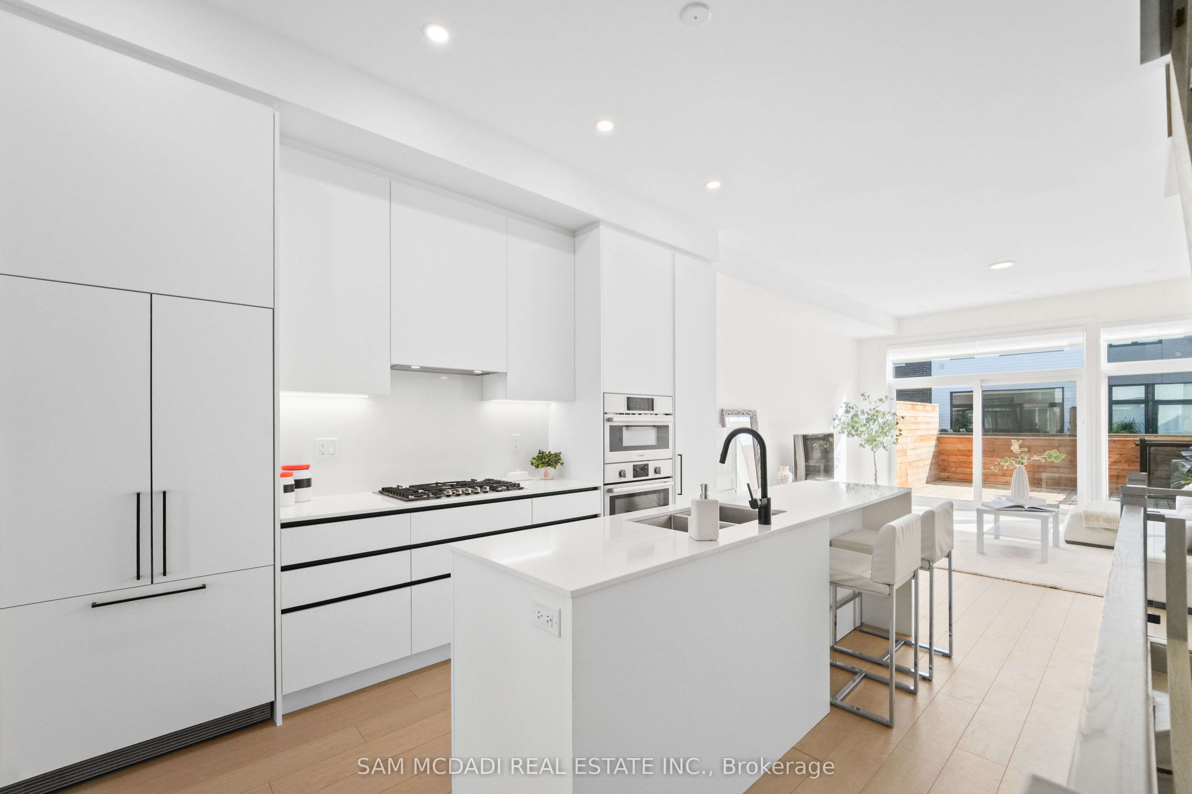 50 Coveside Drive 35 Property Photo 5