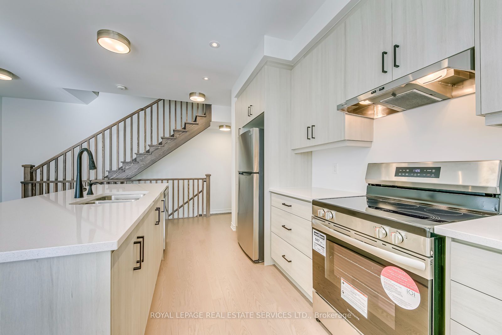 1205 Poppy Gardens Property Photo 11