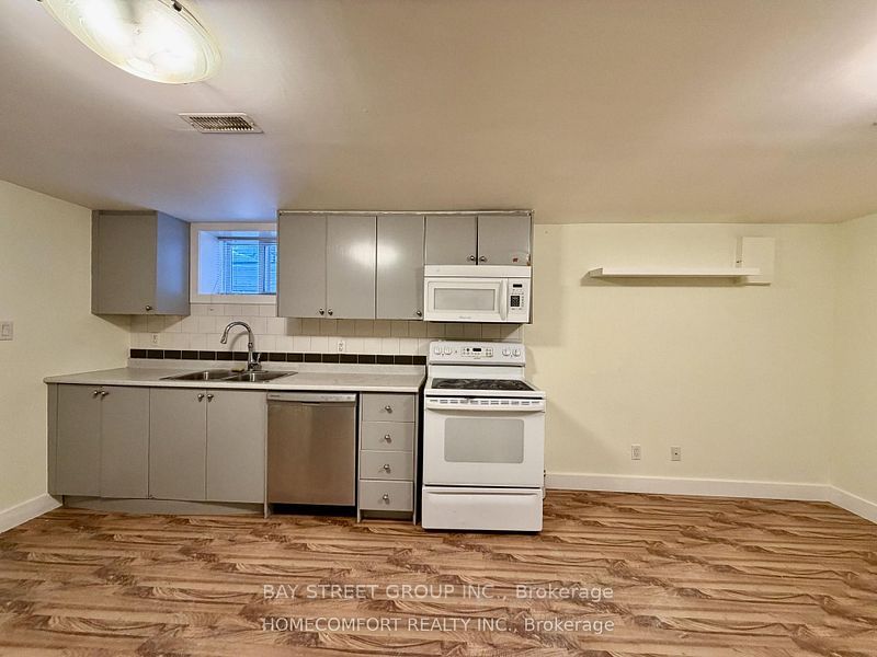 178 Rosemount Avenue Lower Property Photo 4
