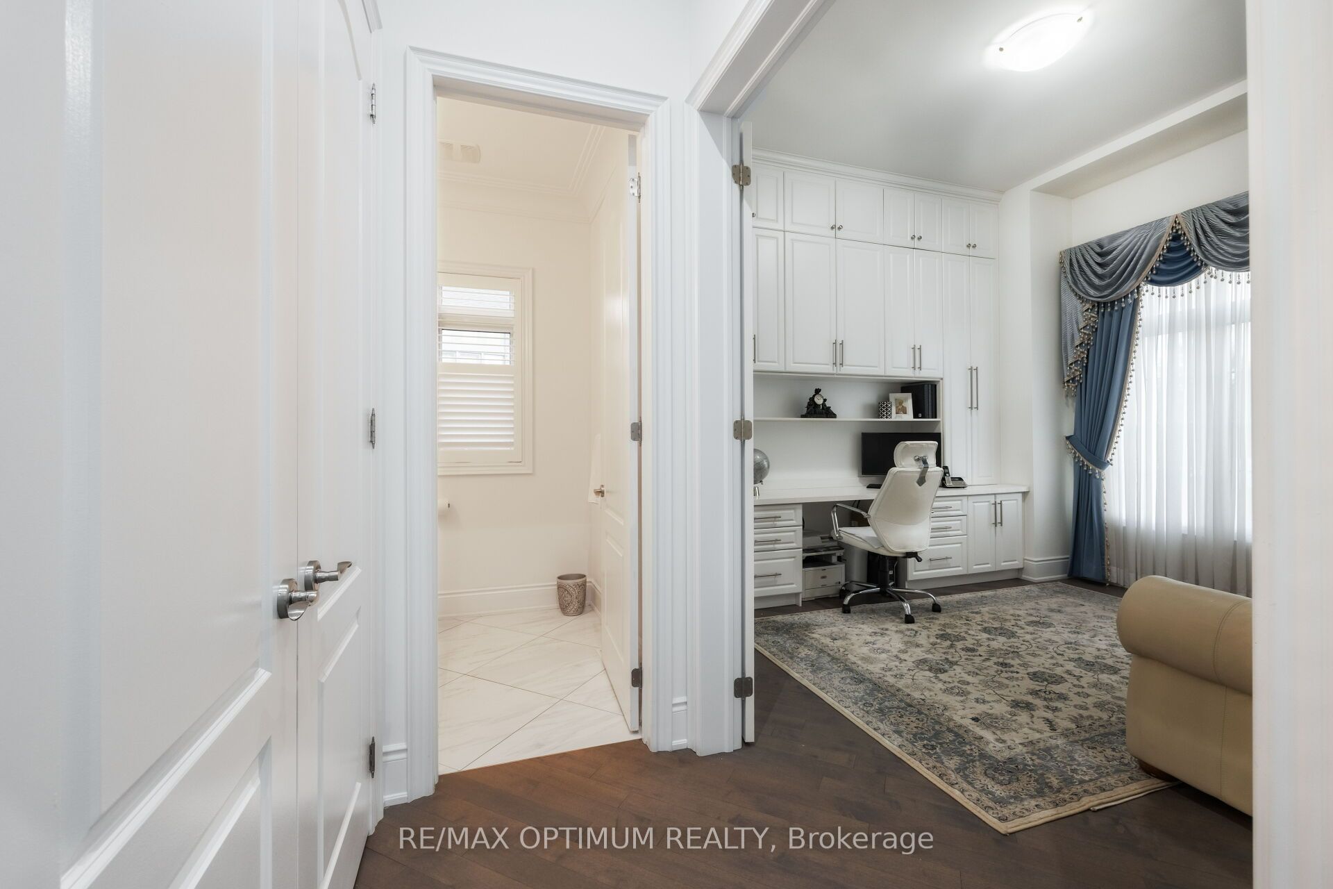 37 Elbern Markell Drive Property Photo 17