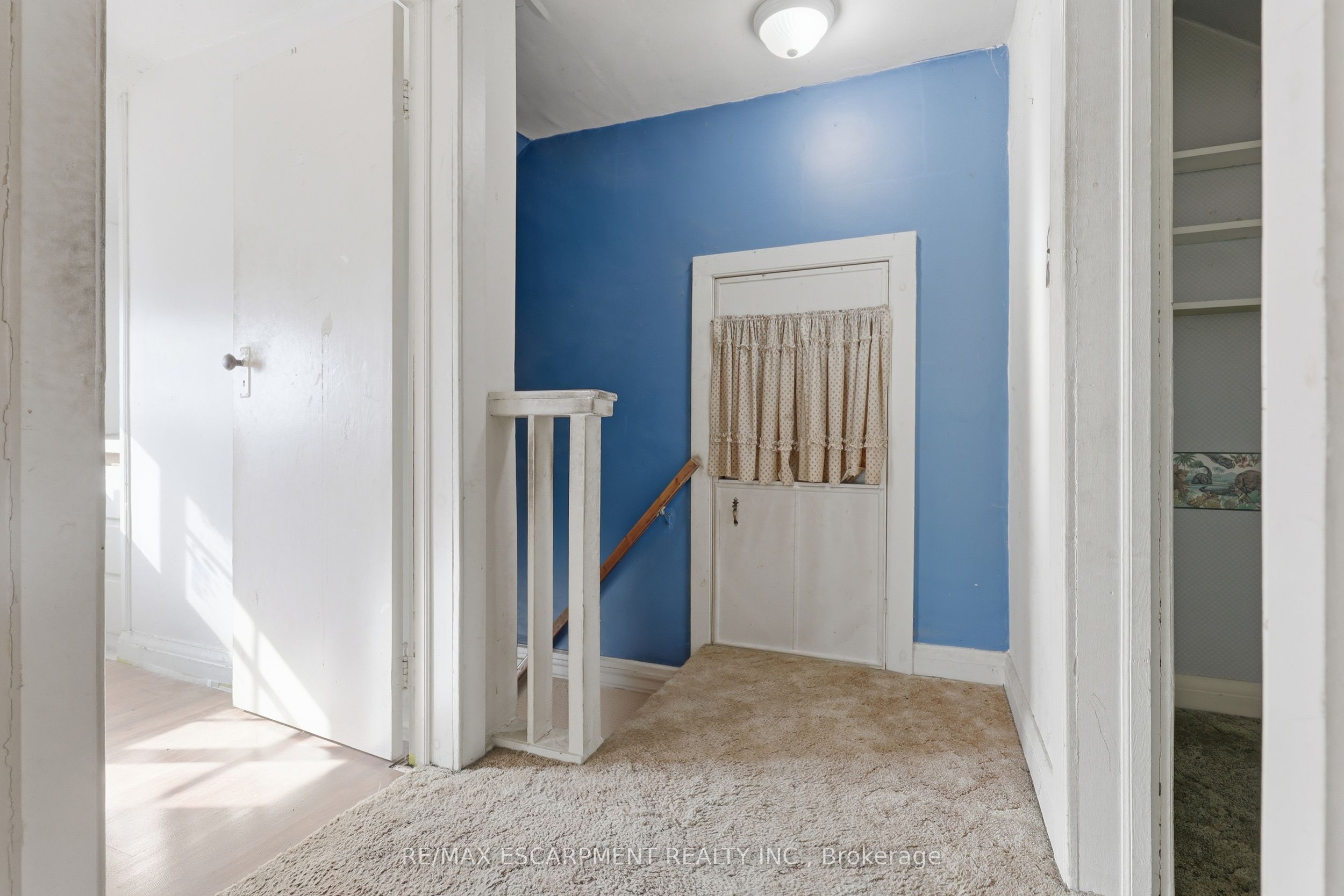152 Commercial Street Property Photo 24