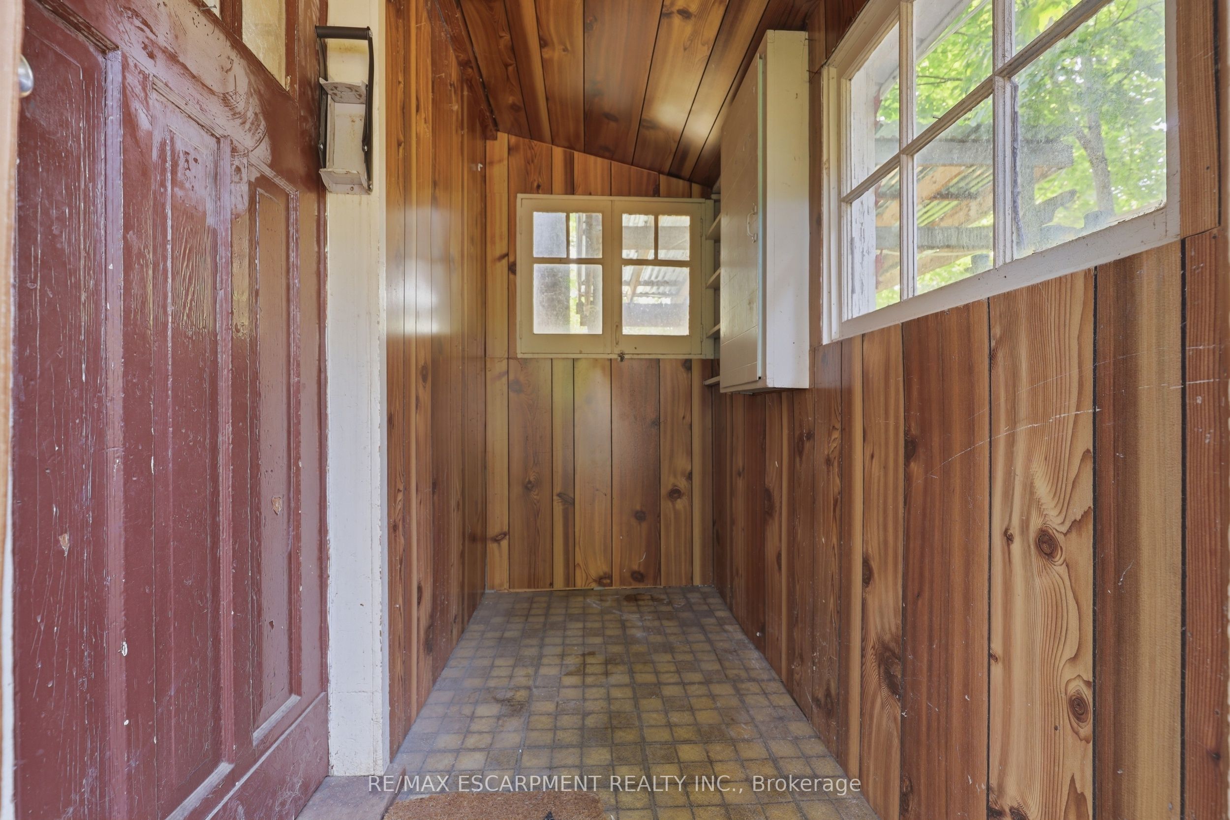 152 Commercial Street Property Photo 29