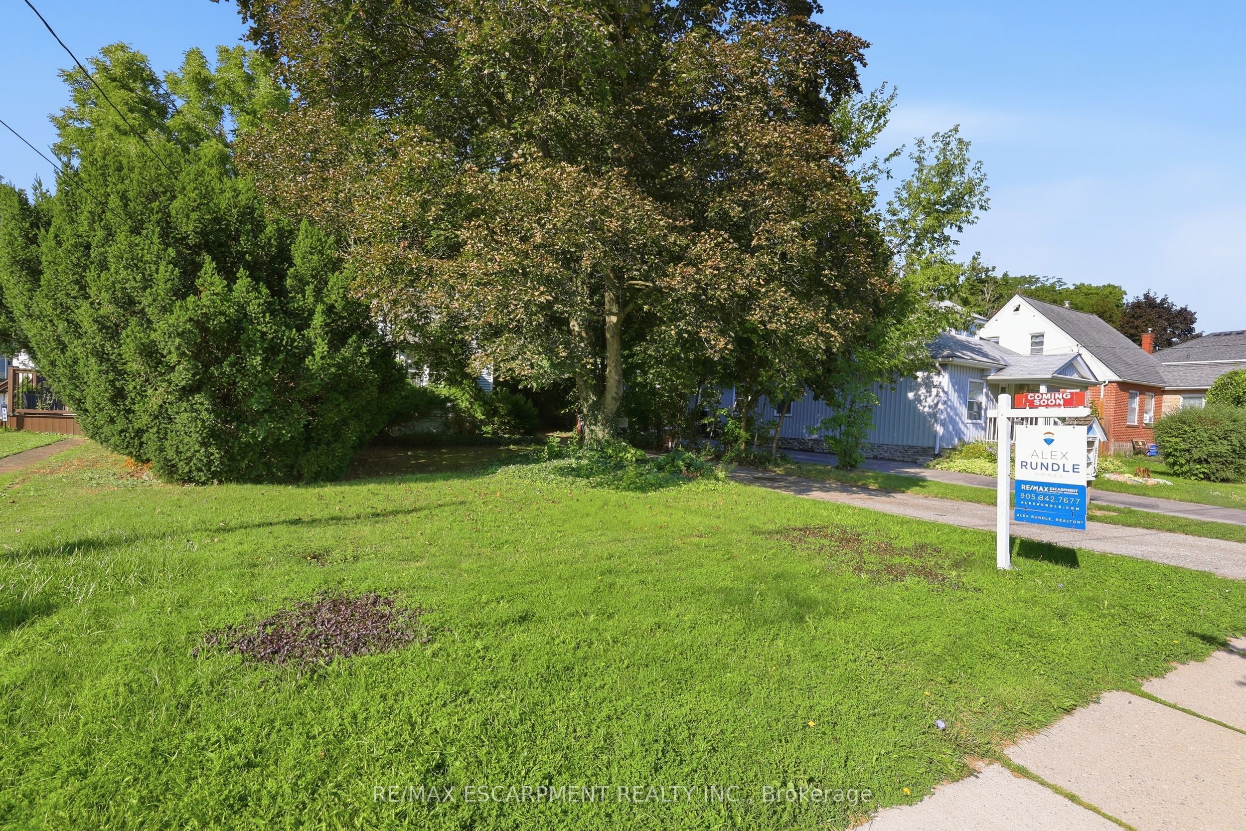 152 Commercial Street Property Photo 38