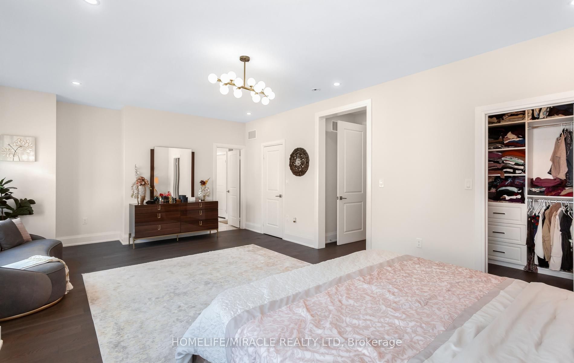 79 Mevira Gardens Property Photo 31