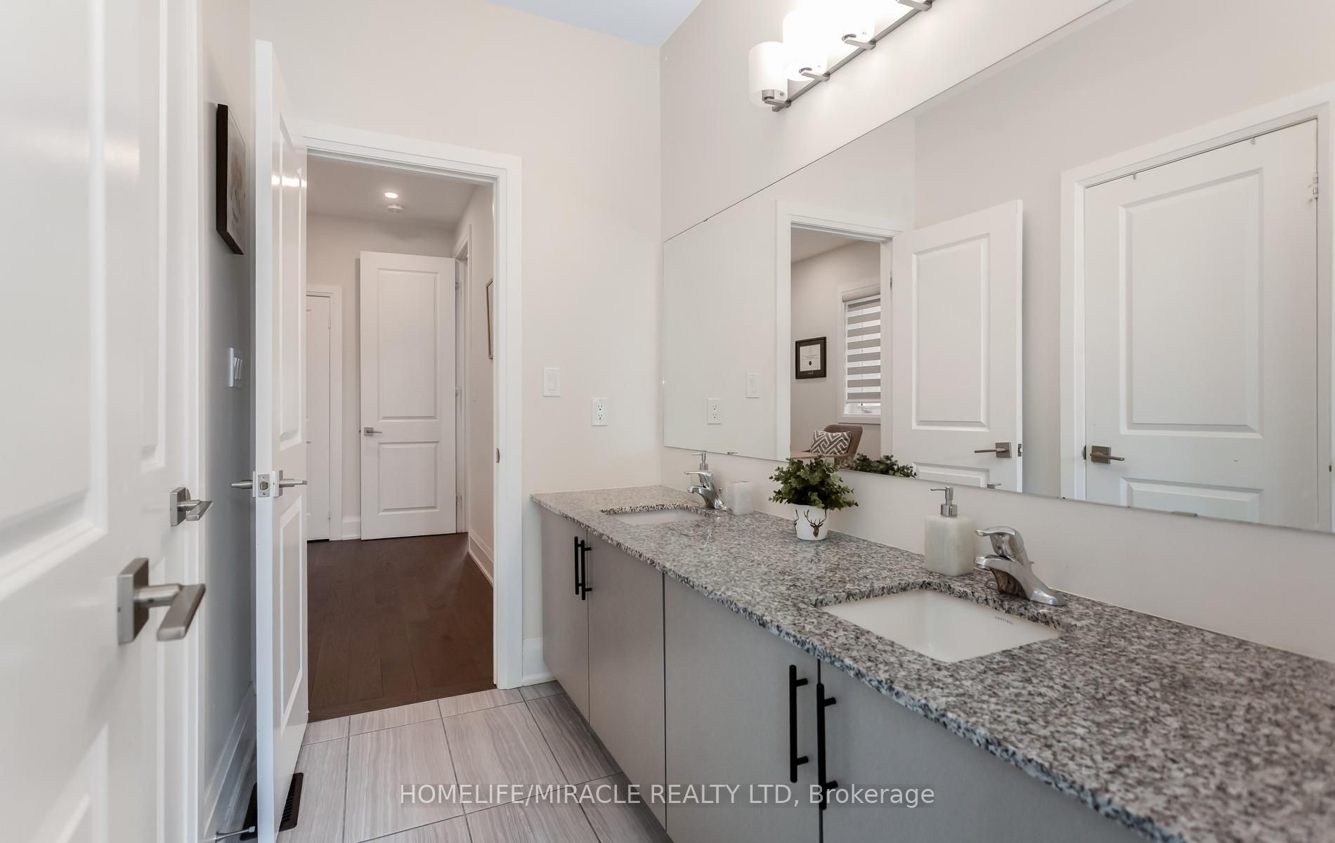 79 Mevira Gardens Property Photo 47