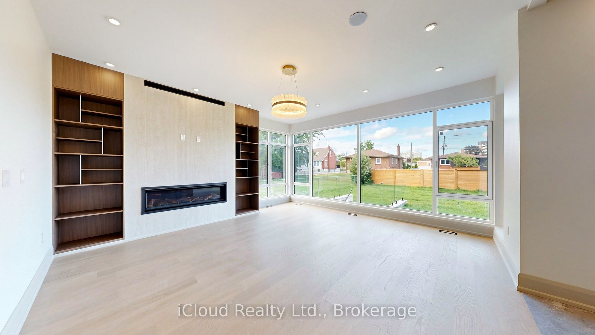 2539 Rugby Road Property Photo 3