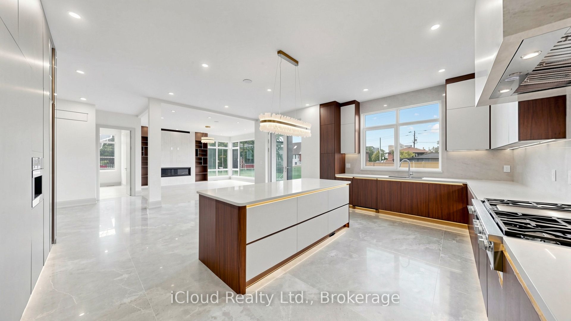 2539 Rugby Road Property Photo 7