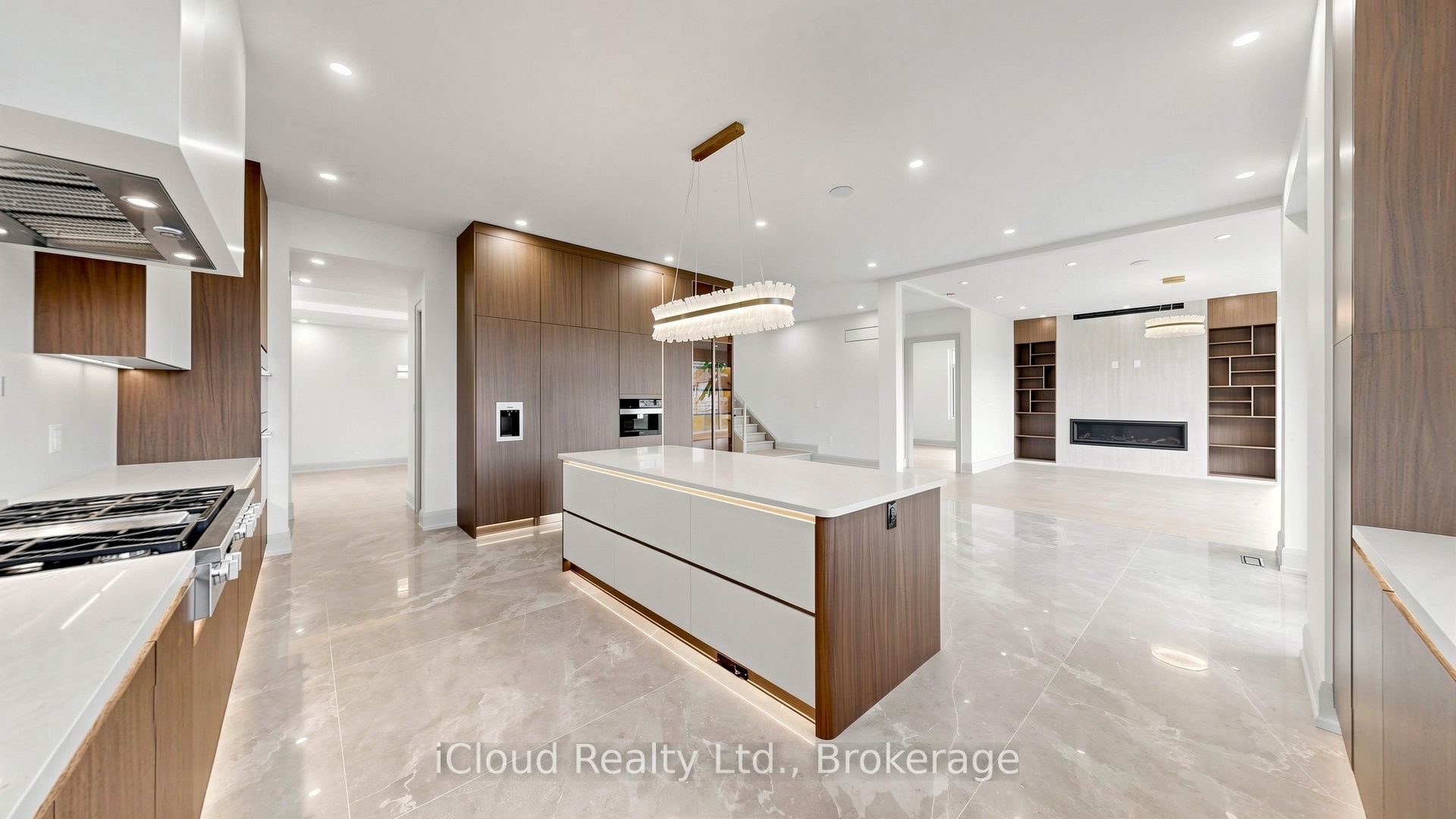2539 Rugby Road Property Photo 8
