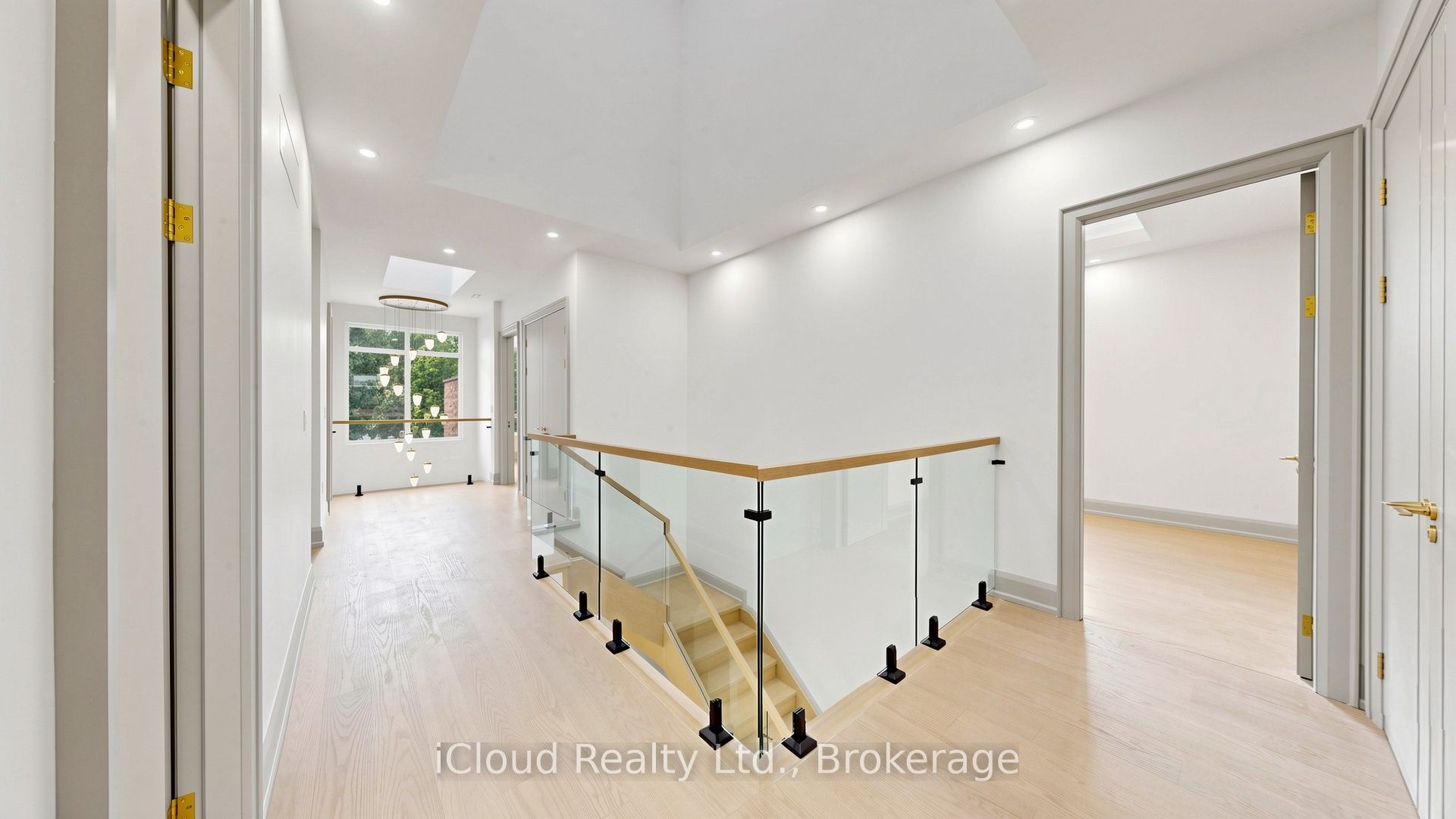 2539 Rugby Road Property Photo 19