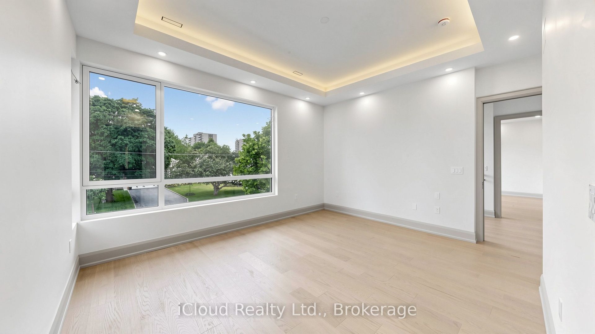2539 Rugby Road Property Photo 27