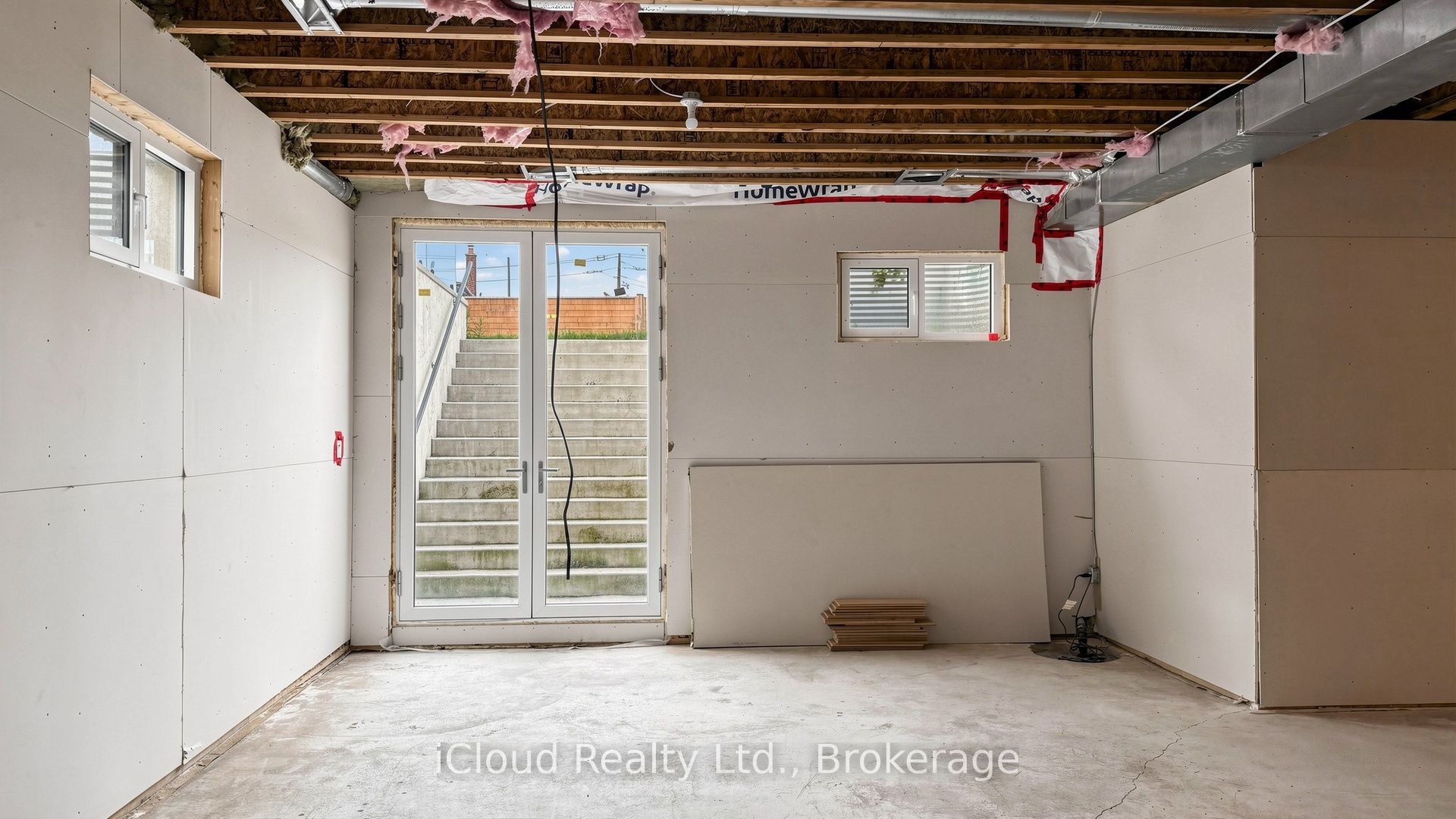 2539 Rugby Road Property Photo 34