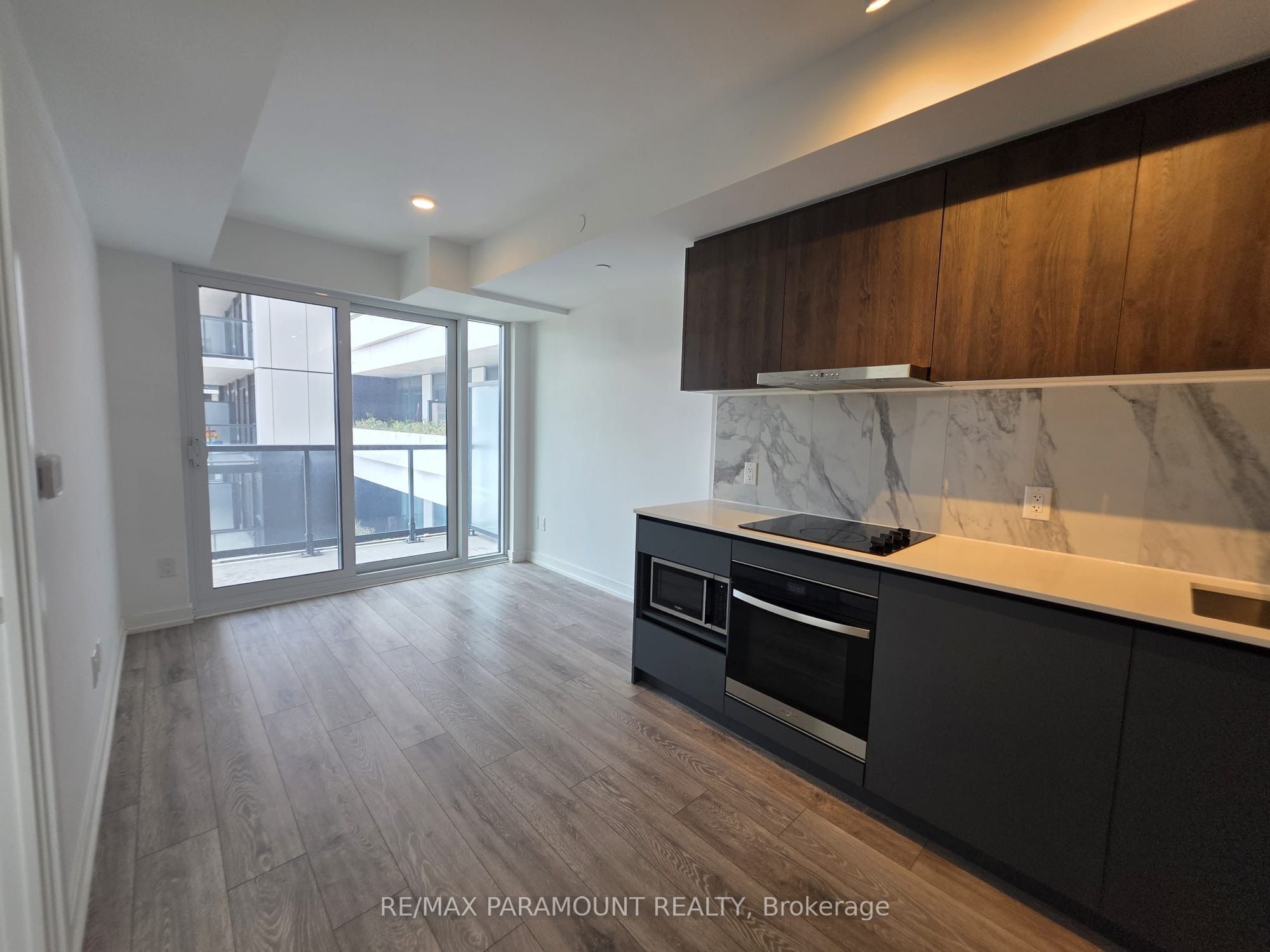 1100 Sheppard Avenue W 1032 Property Photo 6