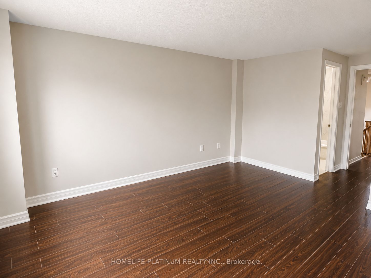 16 Langdale Crescent Property Photo 6