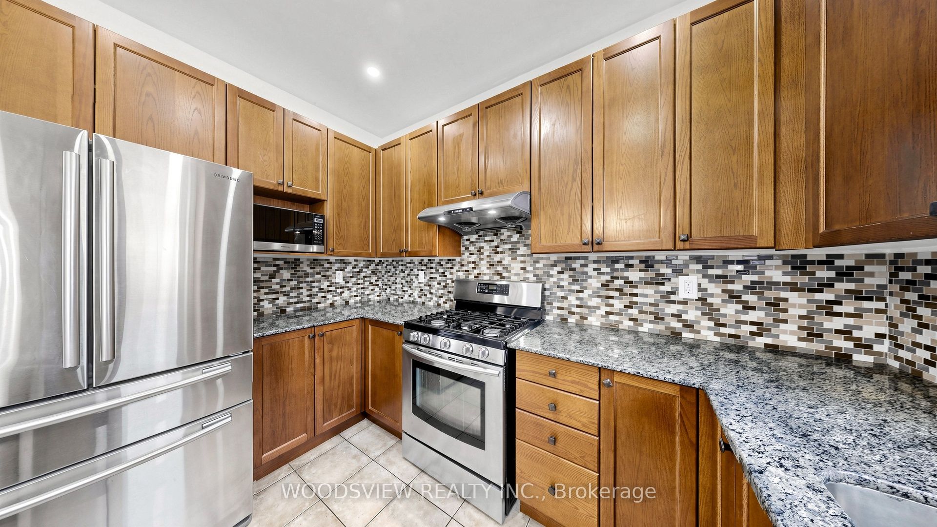 7 Deancrest Road Property Photo 11