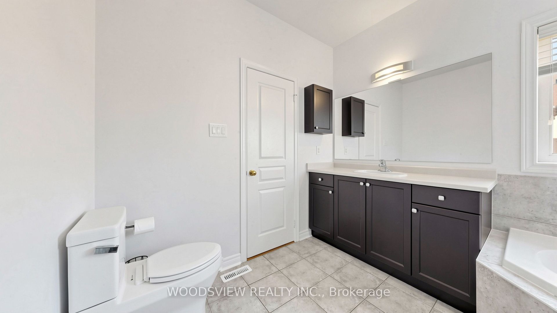 7 Deancrest Road Property Photo 25