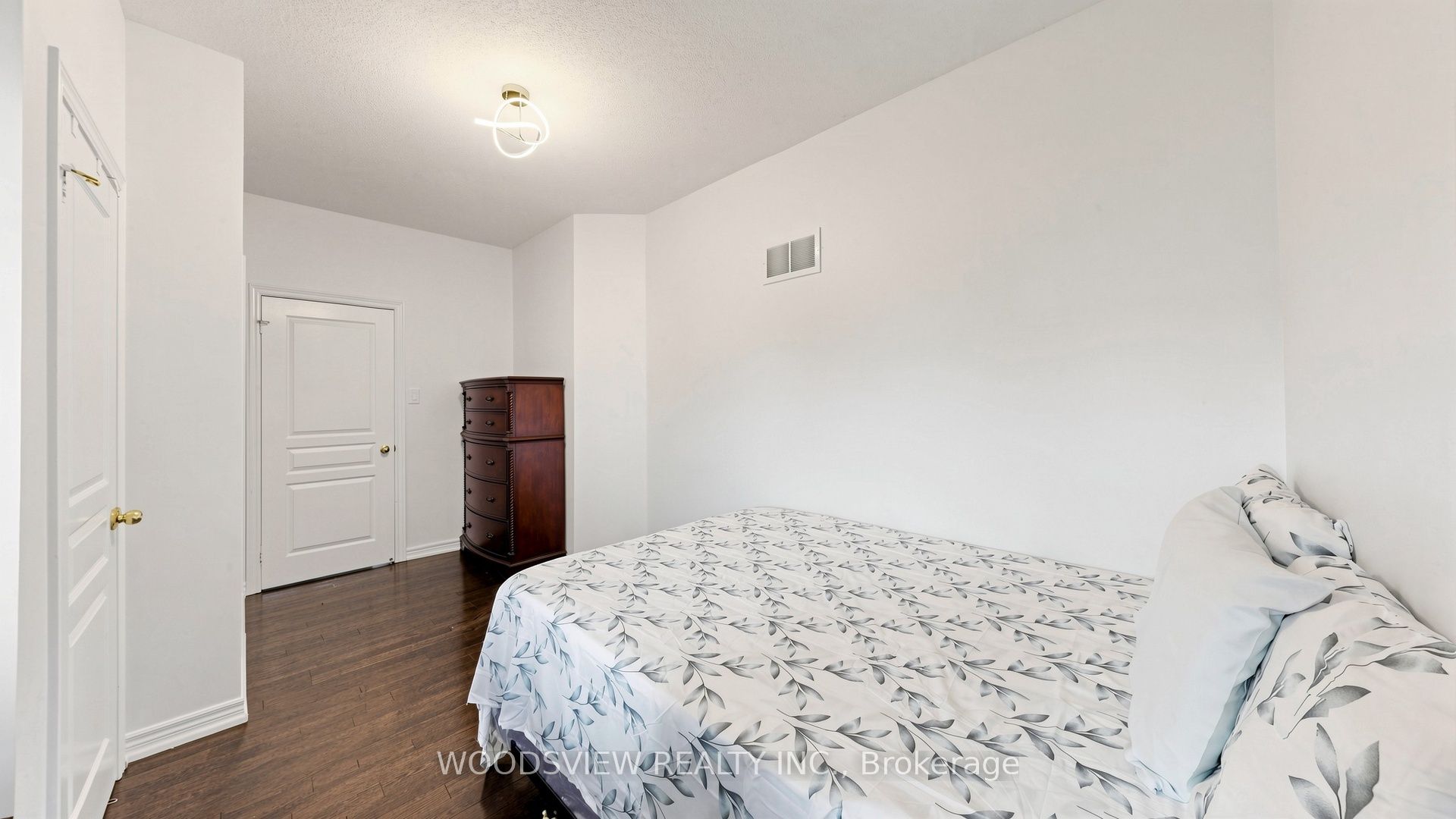 7 Deancrest Road Property Photo 31