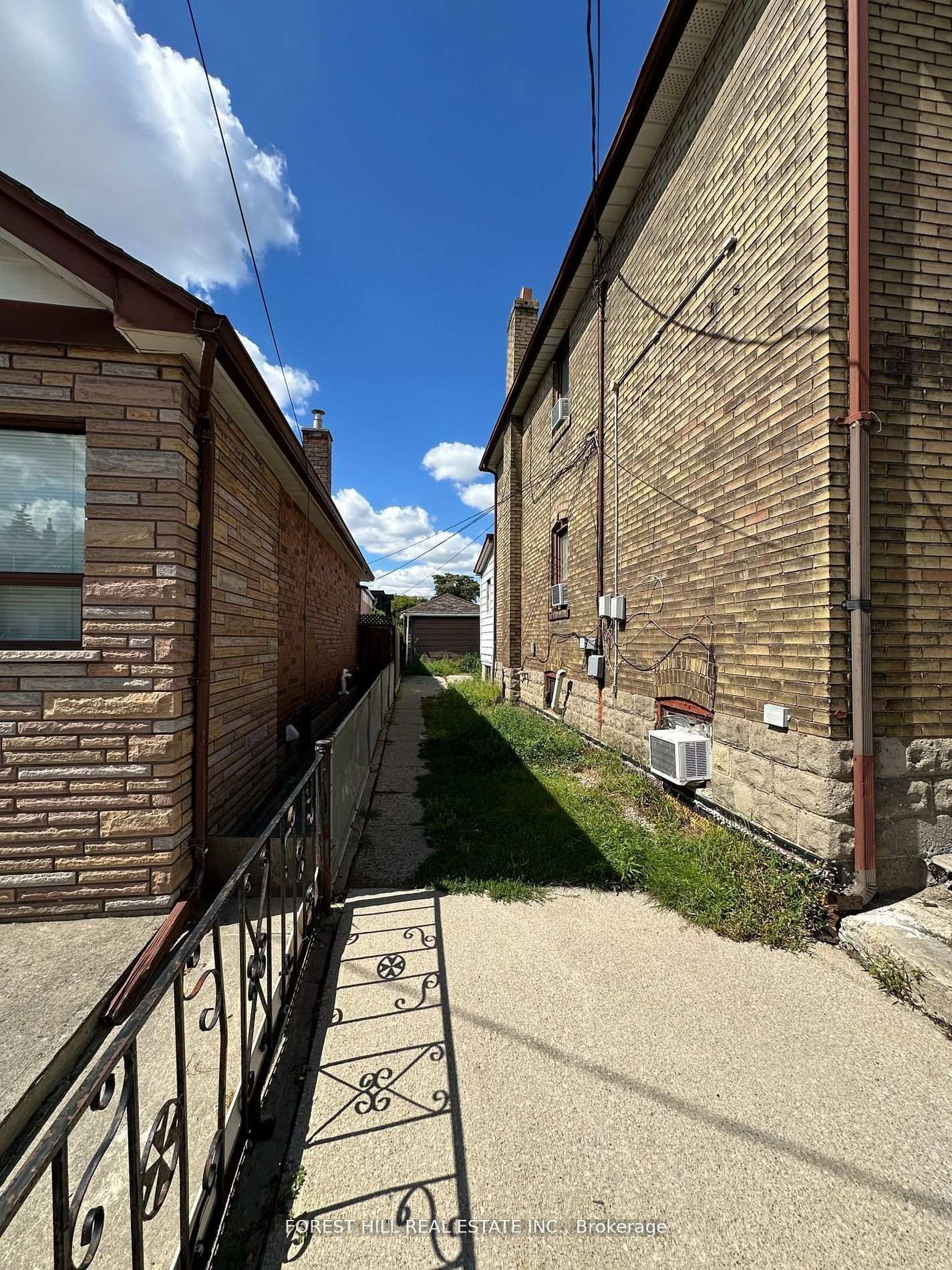666 Jane Street Property Photo 4