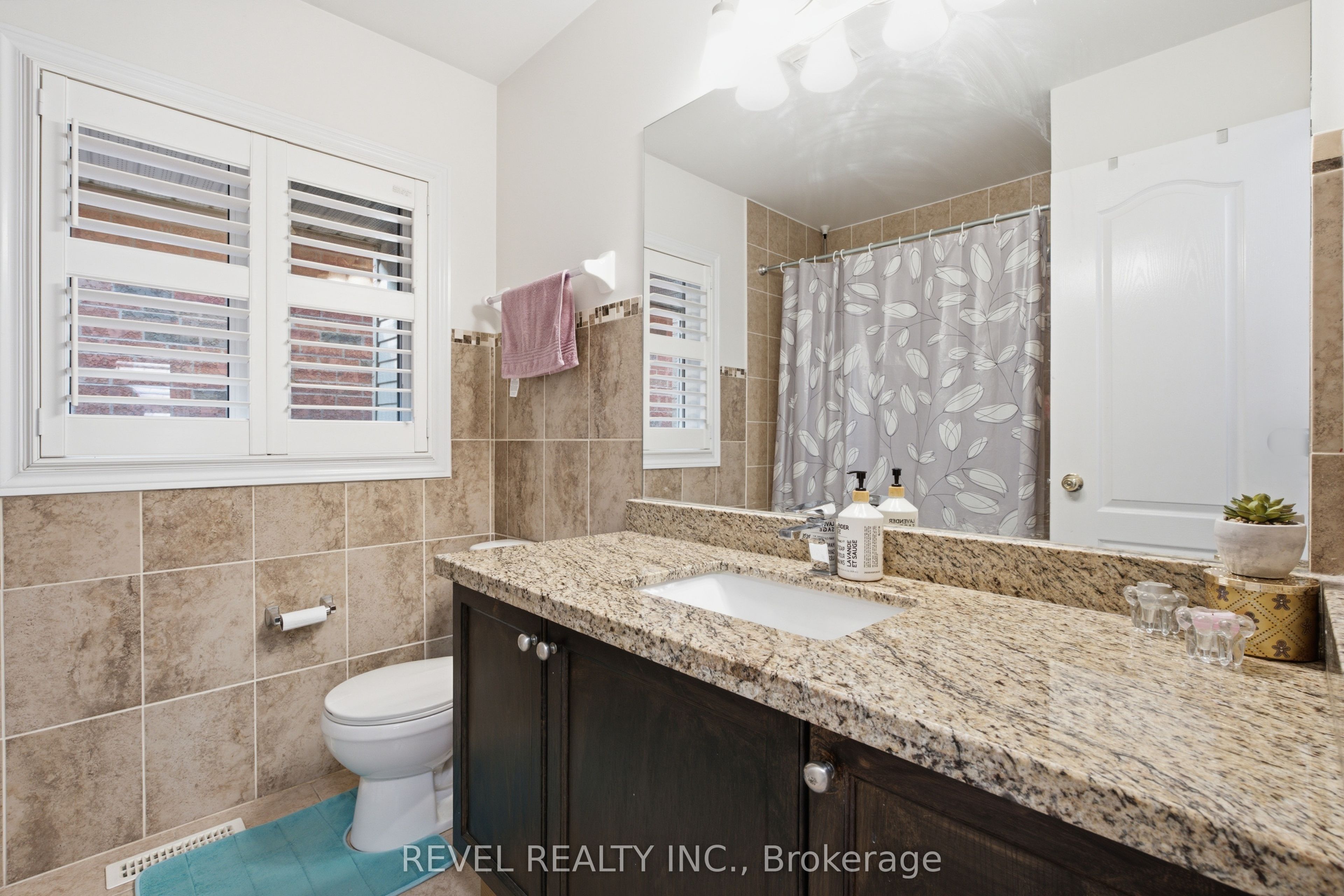 256 Giddings Crescent Property Photo 21