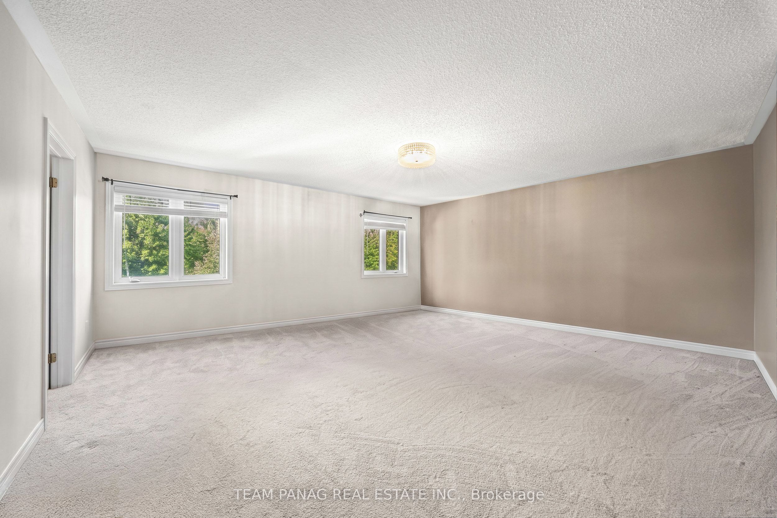 47 Sorbonne Drive Property Photo 25
