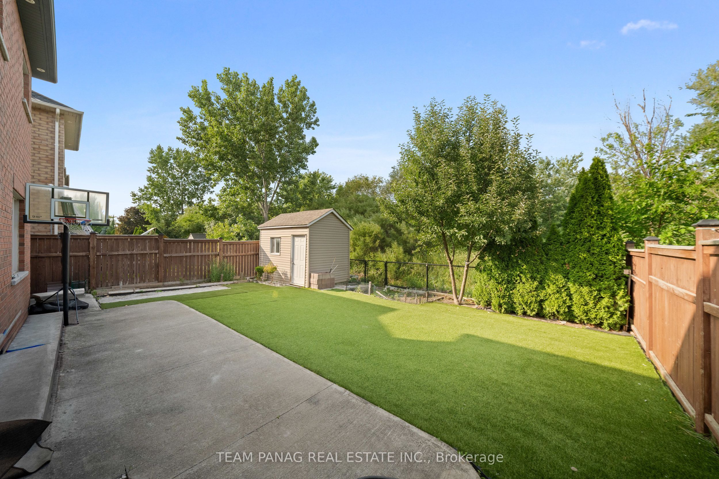 47 Sorbonne Drive Property Photo 45