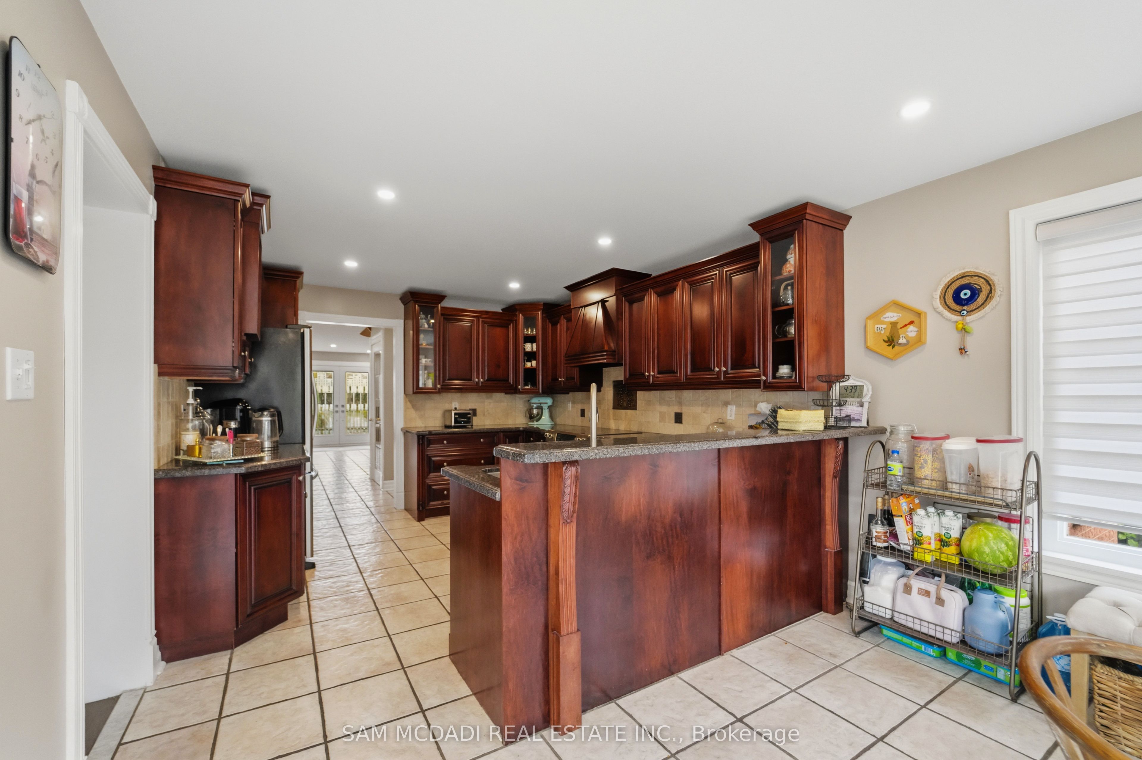 3605 Trelawny Circle Property Photo 10