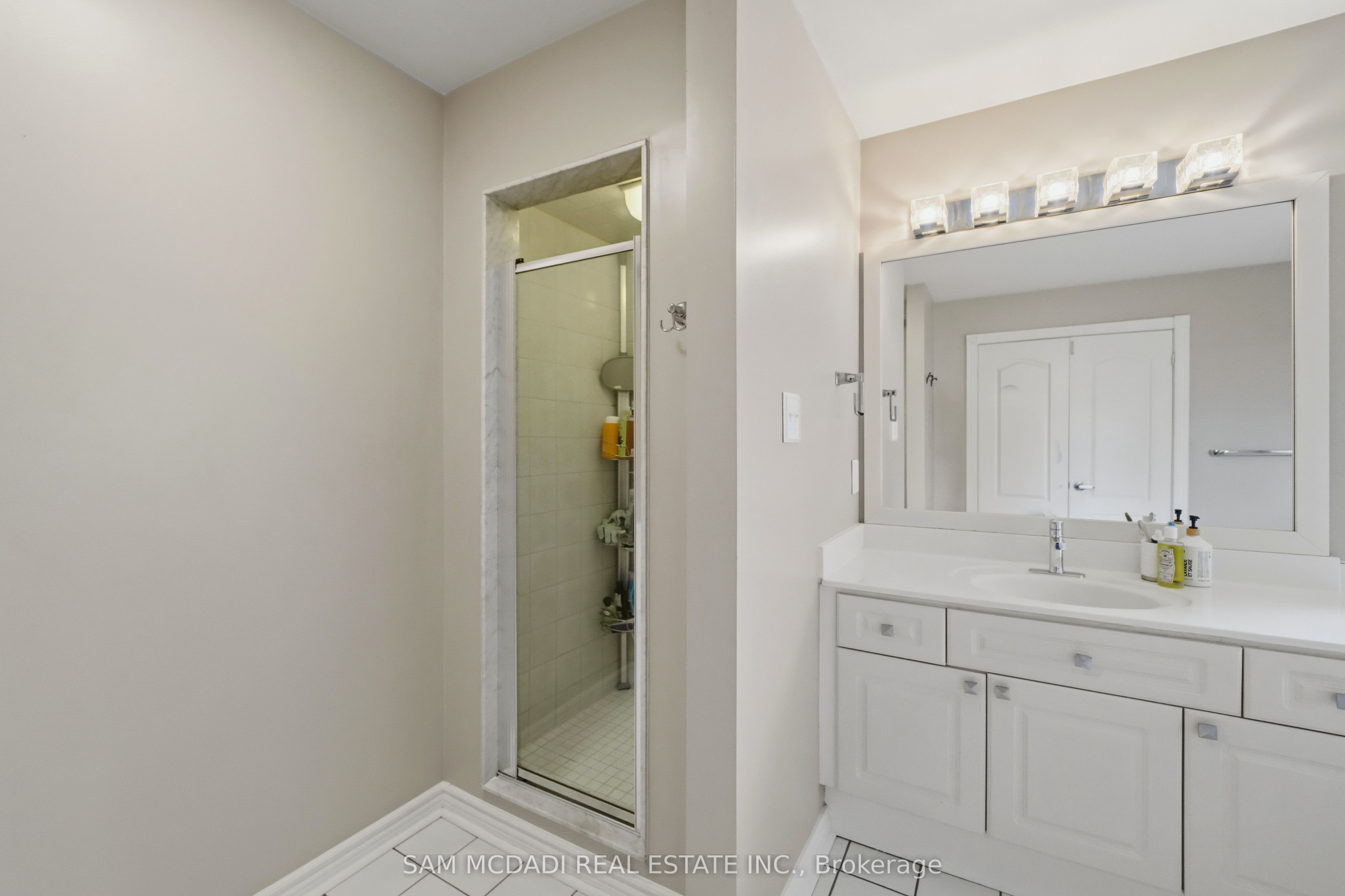 3605 Trelawny Circle Property Photo 19