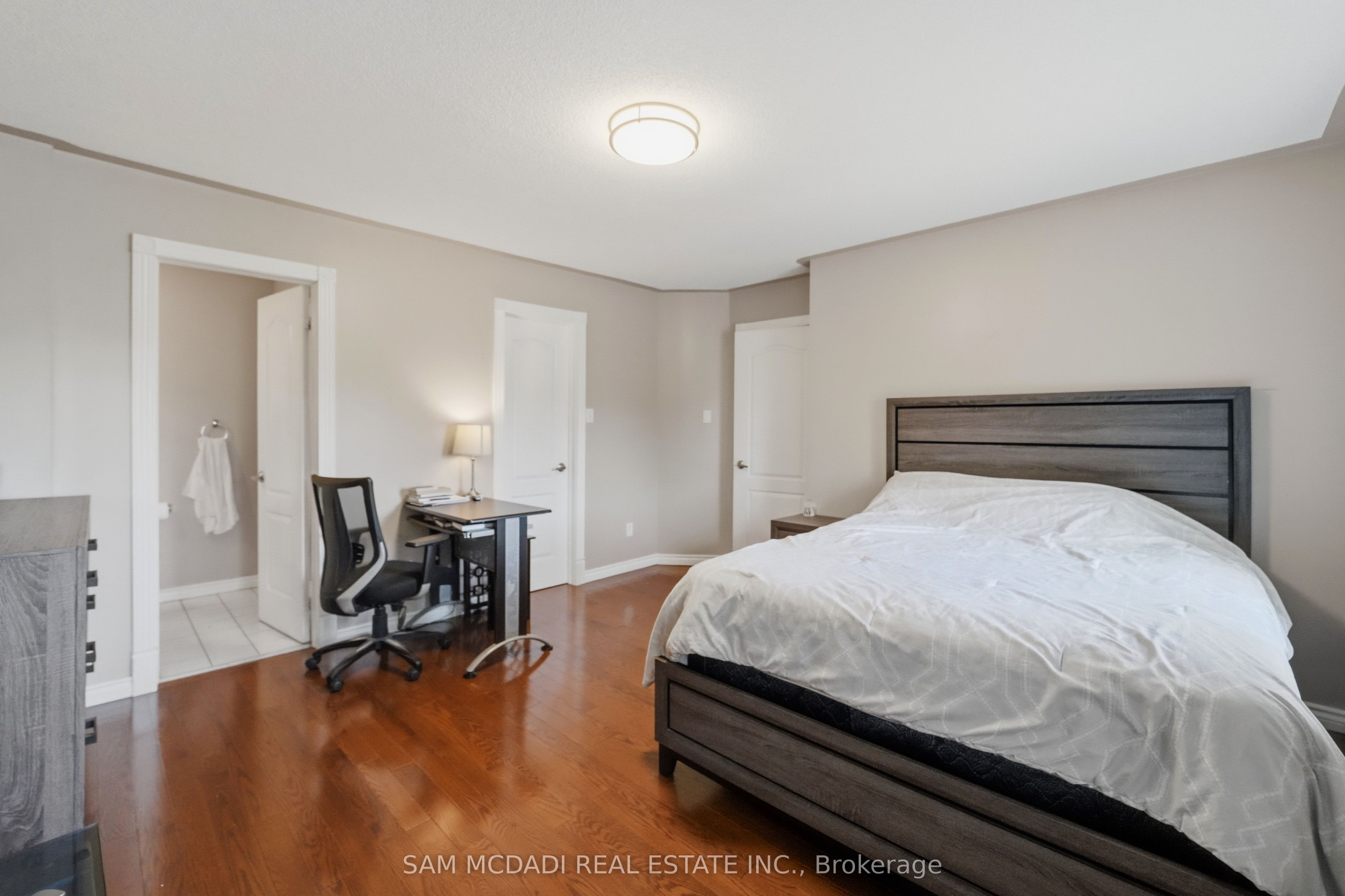 3605 Trelawny Circle Property Photo 26