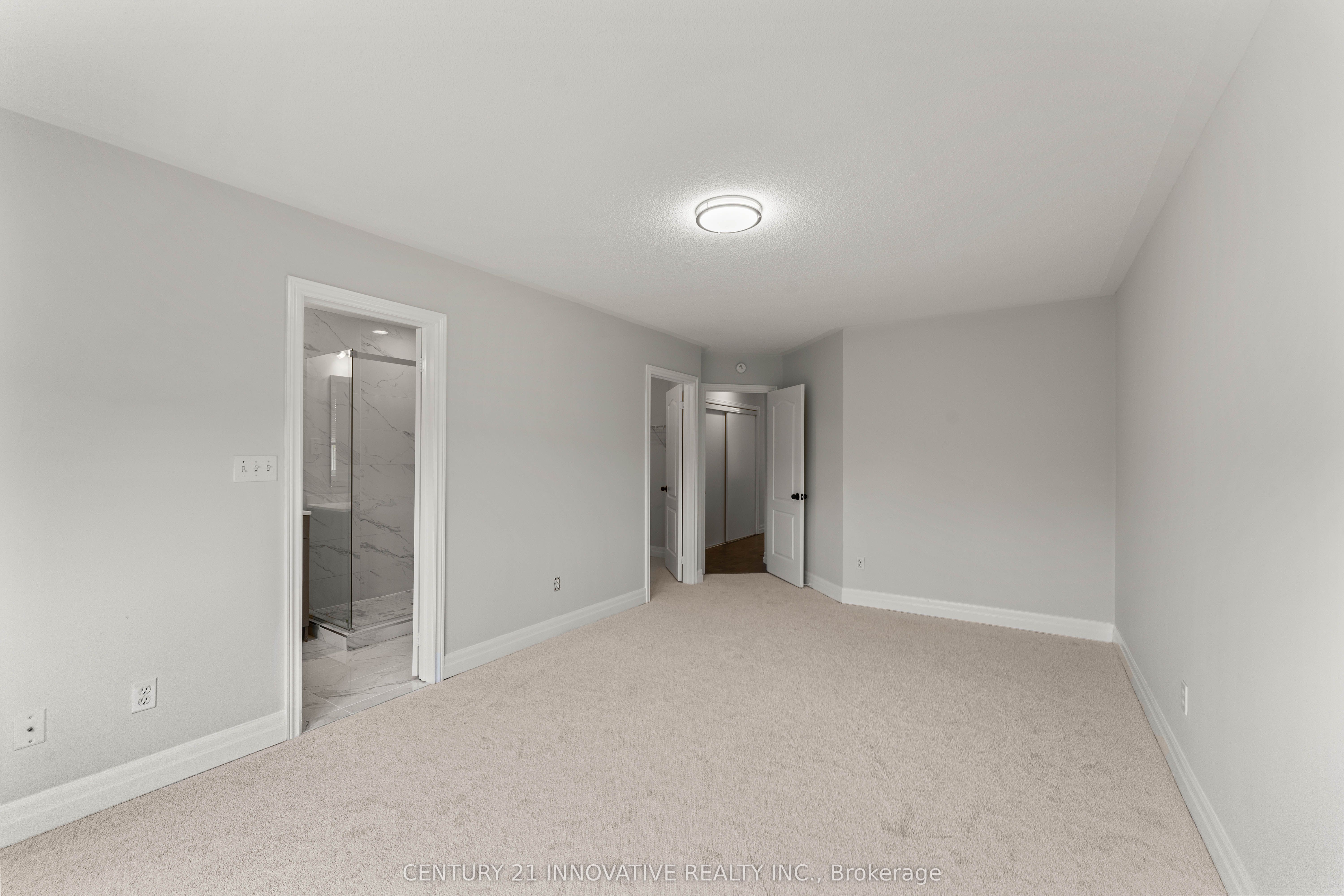 2442 Felhaber Crescent Property Photo 22