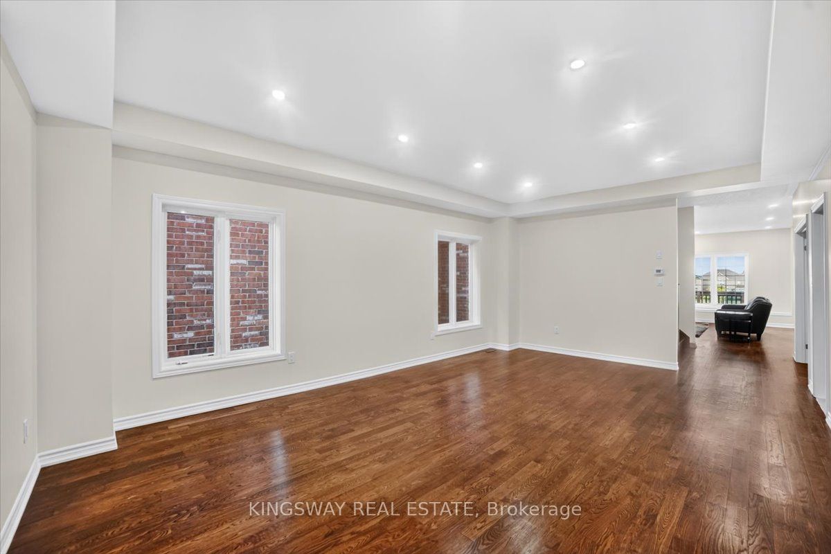 8 Monkton Circle Property Photo 7