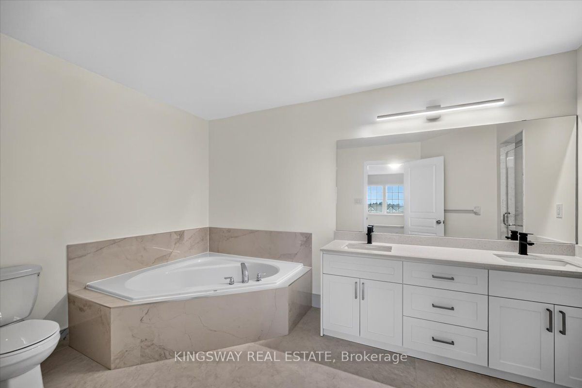 8 Monkton Circle Property Photo 26