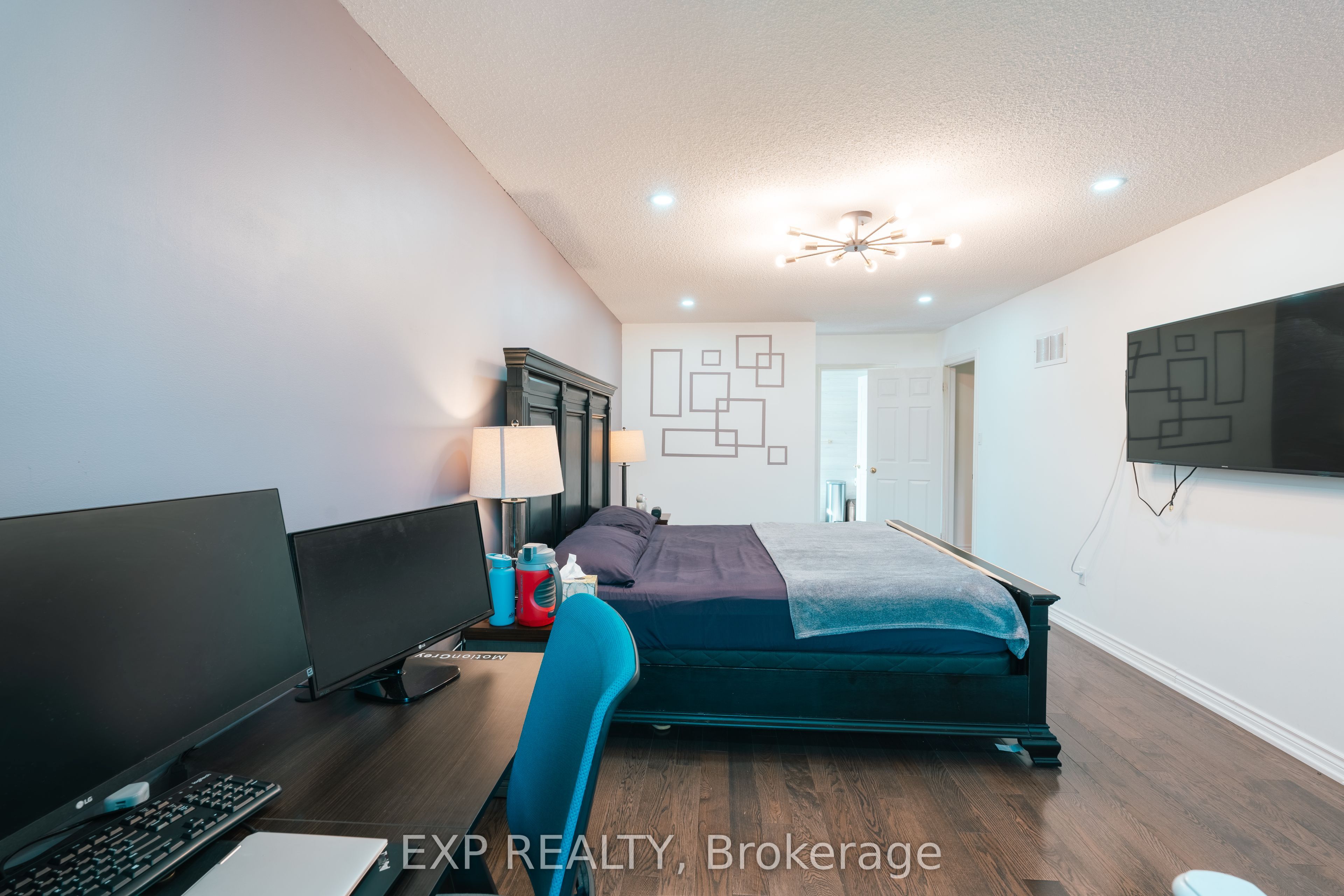 206 Drinkwater Road Upper Property Photo 24