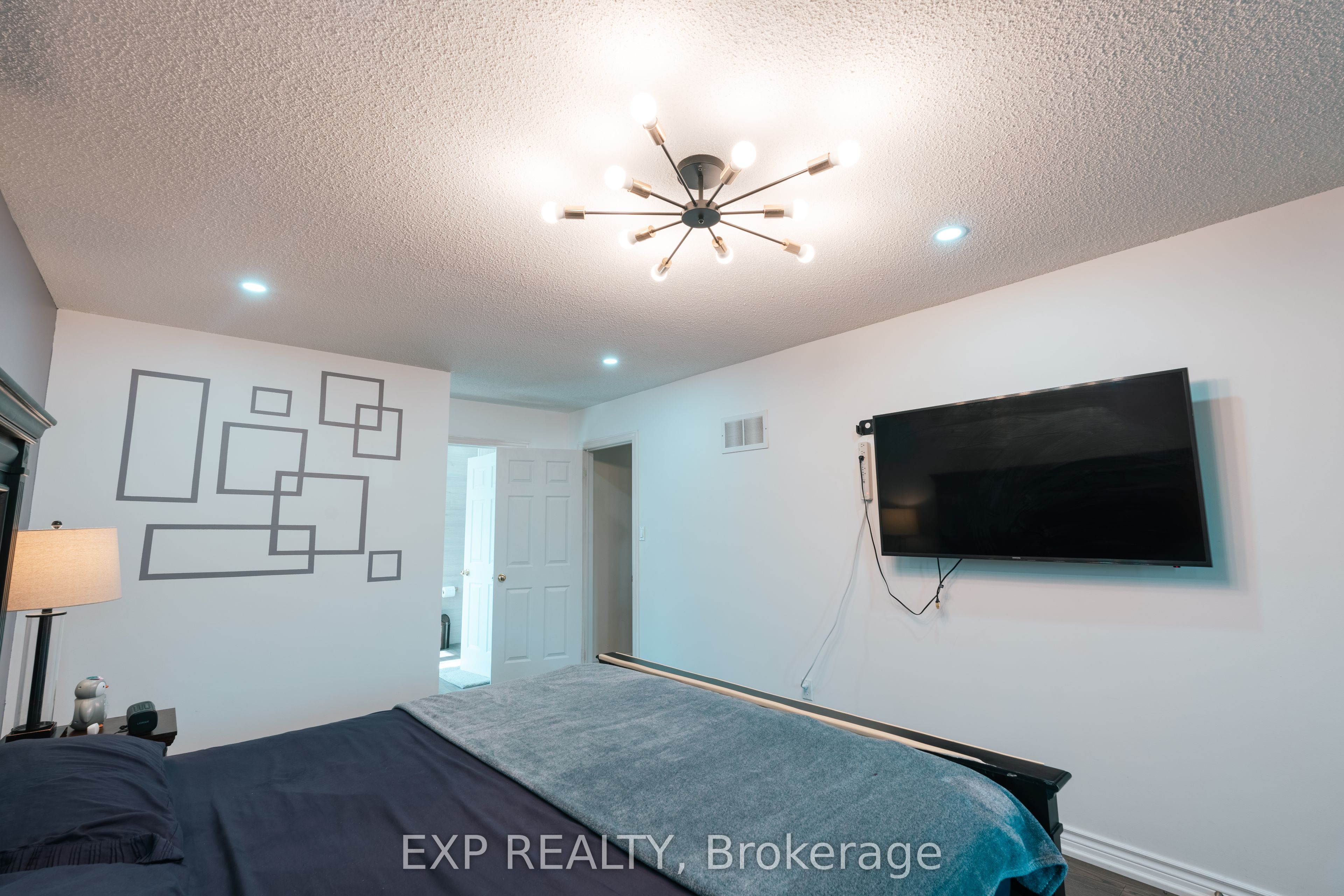 206 Drinkwater Road Upper Property Photo 25
