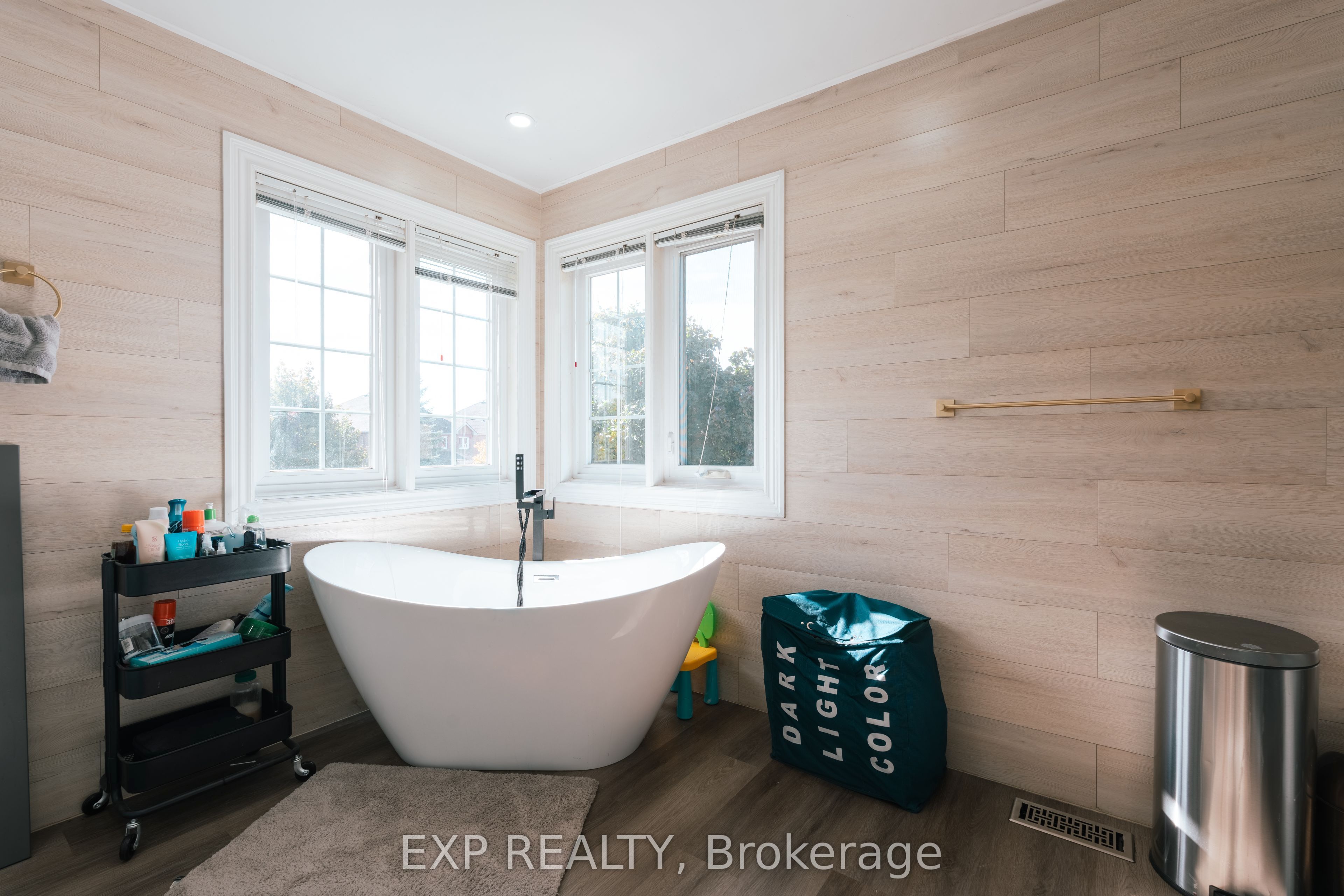 206 Drinkwater Road Upper Property Photo 26