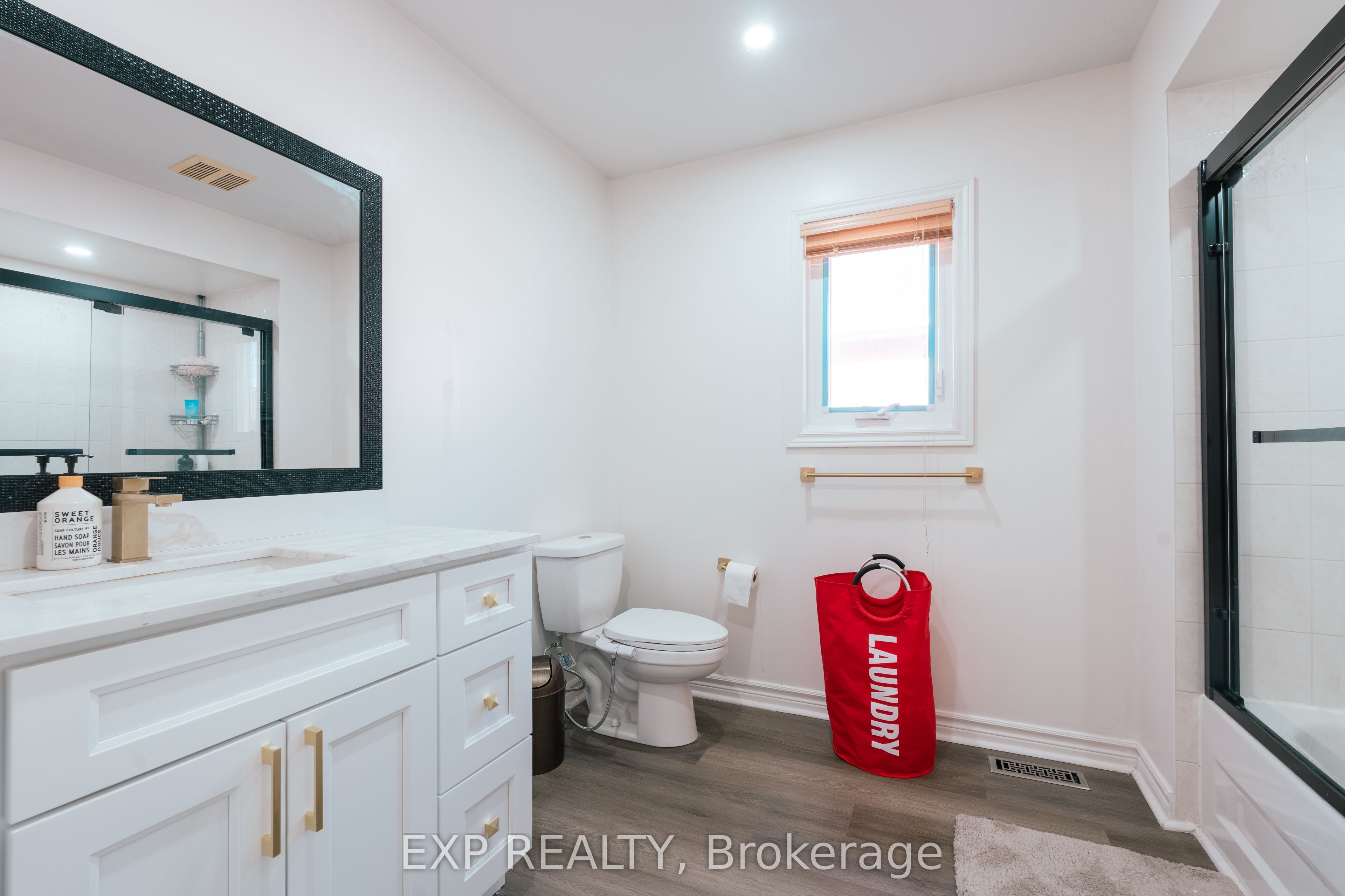 206 Drinkwater Road Upper Property Photo 35