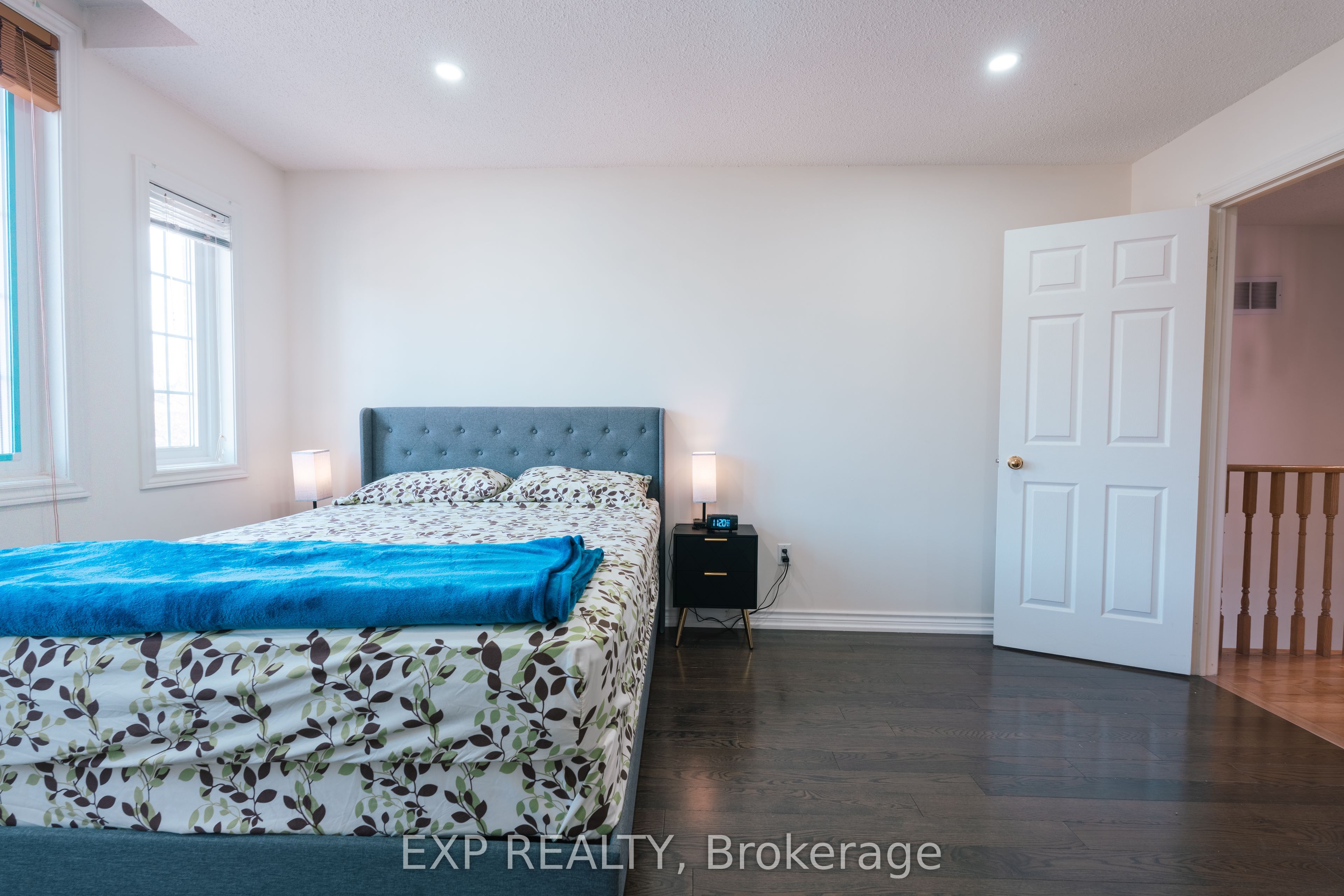 206 Drinkwater Road Upper Property Photo 43