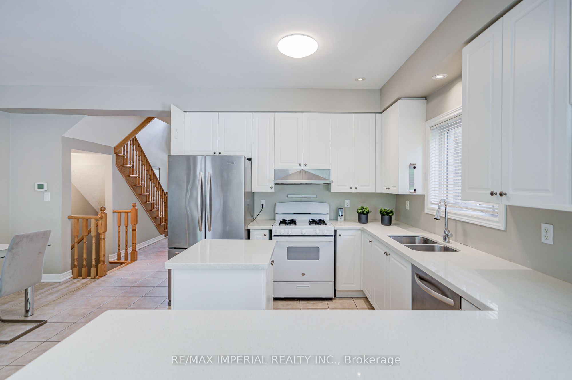 1233 Agram Drive Property Photo 13